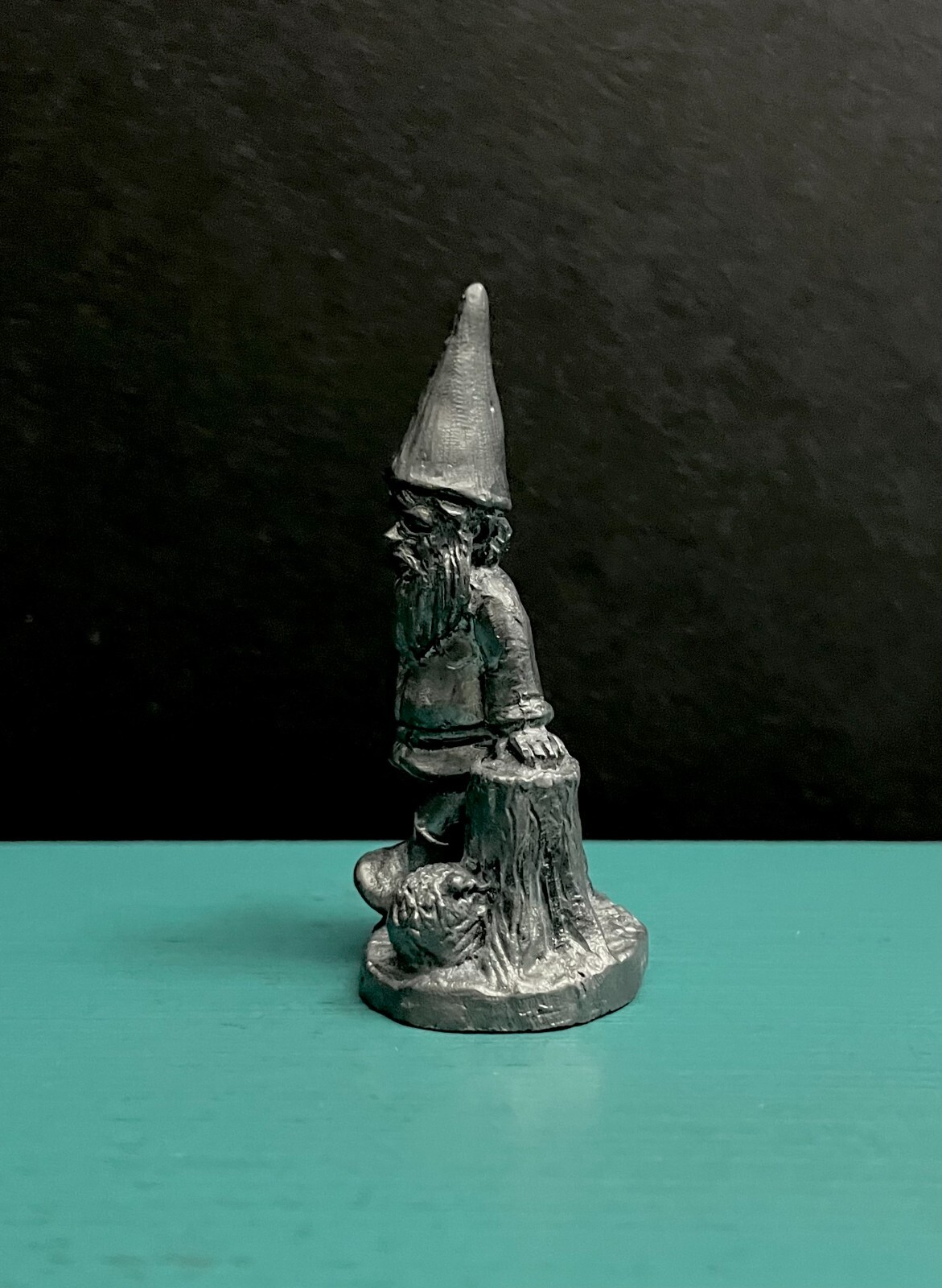 Michael Ricker Pewter Gnome Leprechaun Forest Stump Mythical Mini Art Figurine