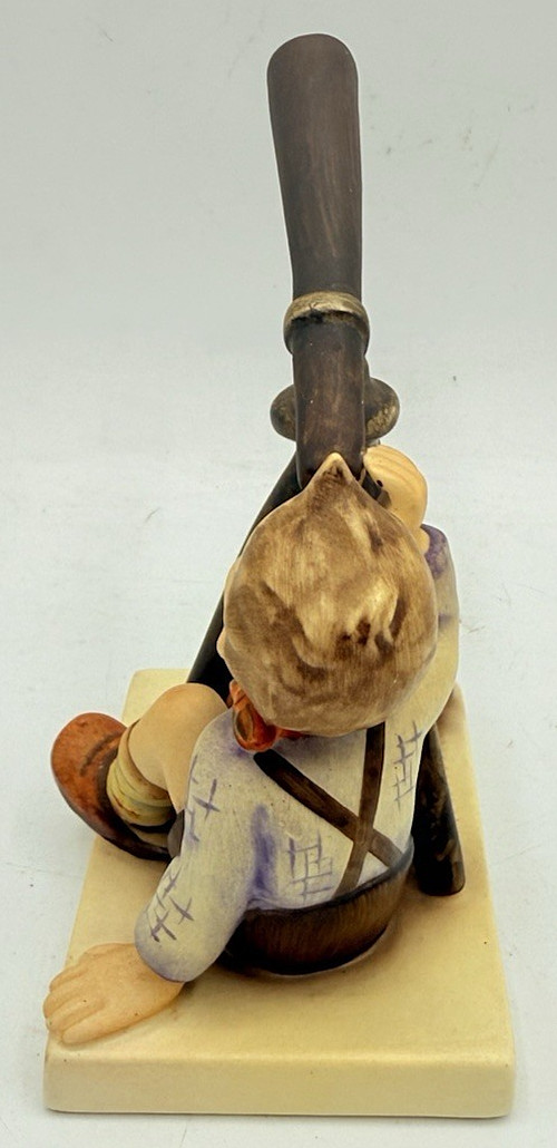 Vtg Hummel STAR GAZER #132 Porcelain Figurine Boy w/ Telescope TMK2 – 4.75″