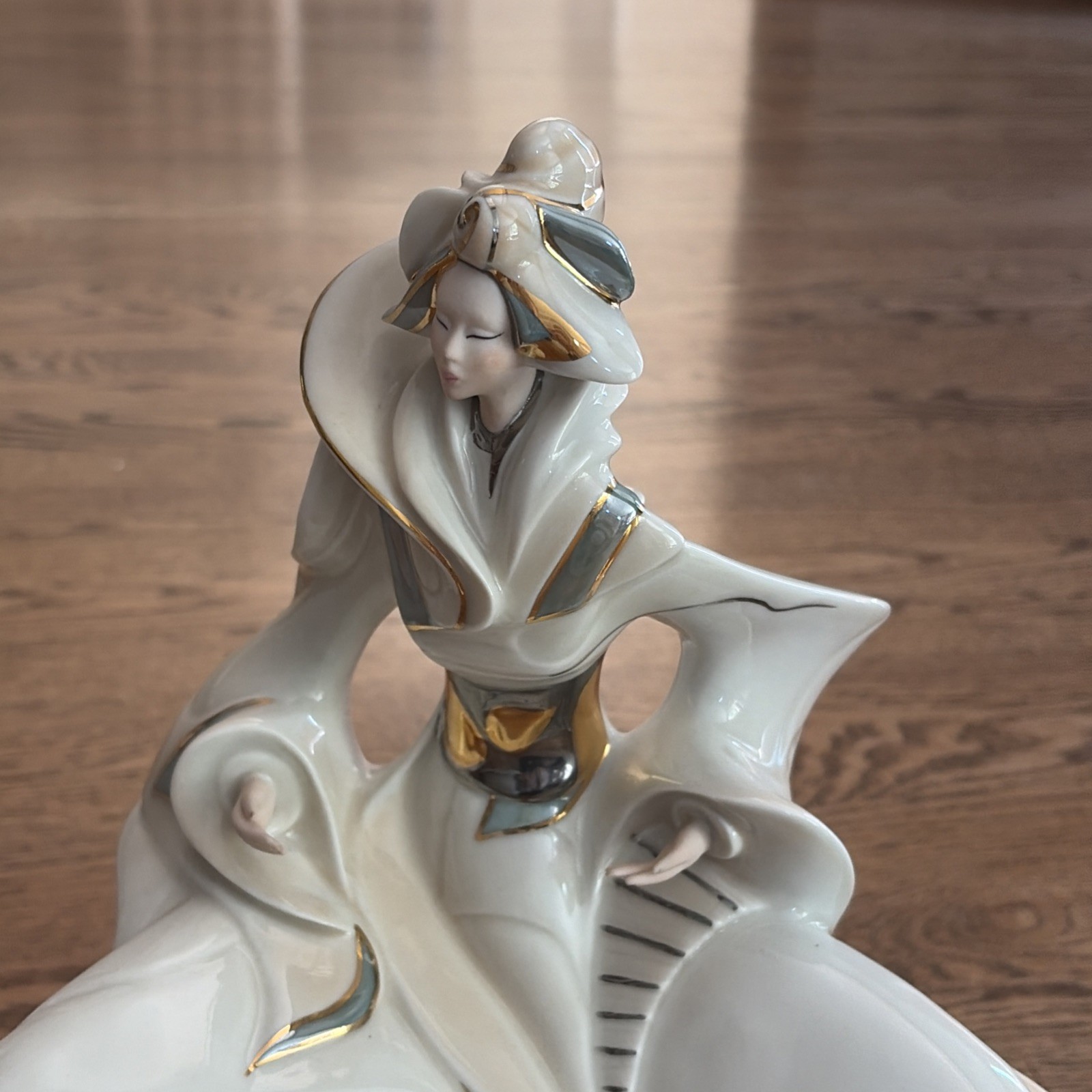 Galos of Spain “Oriental Lady” Sculpture 9753 Porcelain