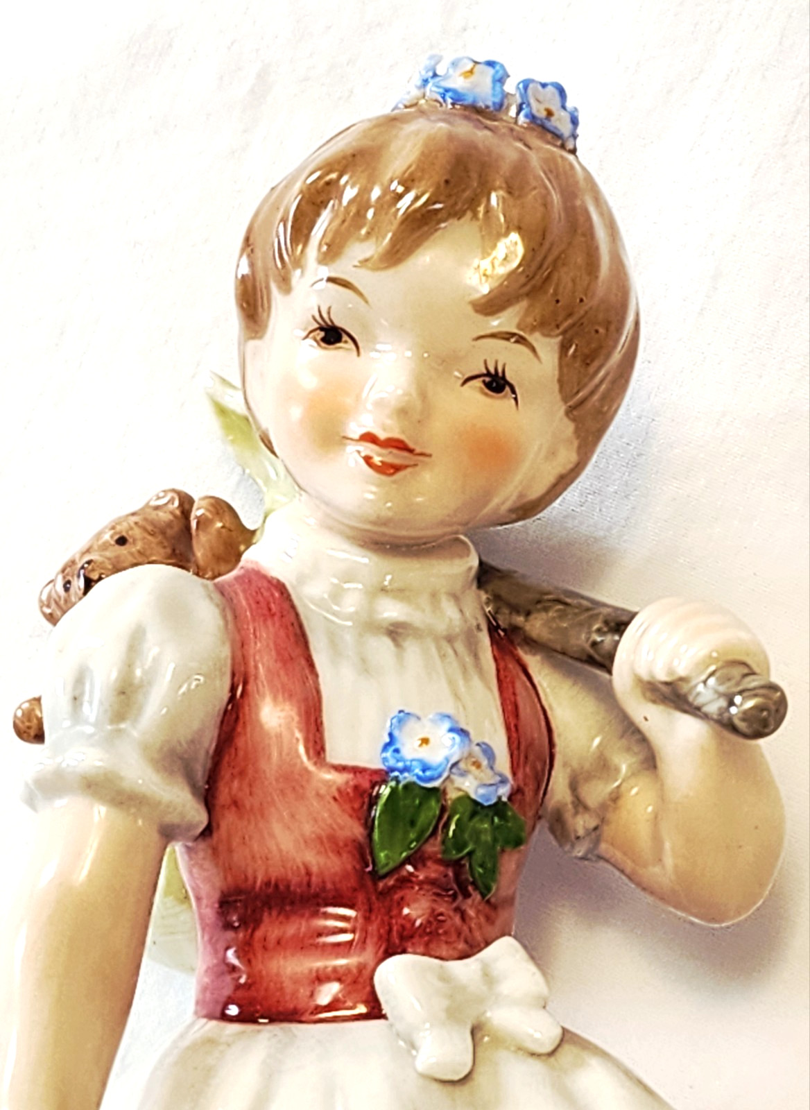 Vintage Goebel Lore Figurine “Garden Princess” Porcelain #240 8.25″ Tall VGC