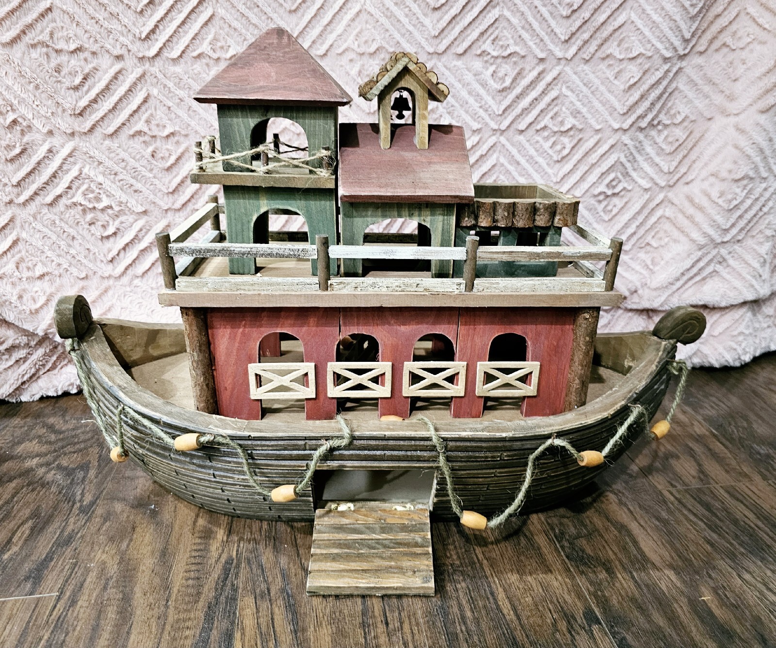Large Noahs Ark Set Wooden Ark 20 Resin Animals 23″ X 8″ X 16″ New Open Box