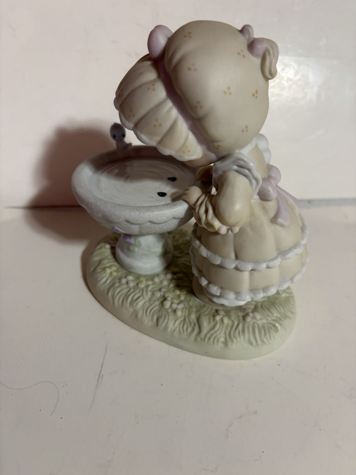 Precious Moments 1990 Figurine “A Reflection of His Love” #522279