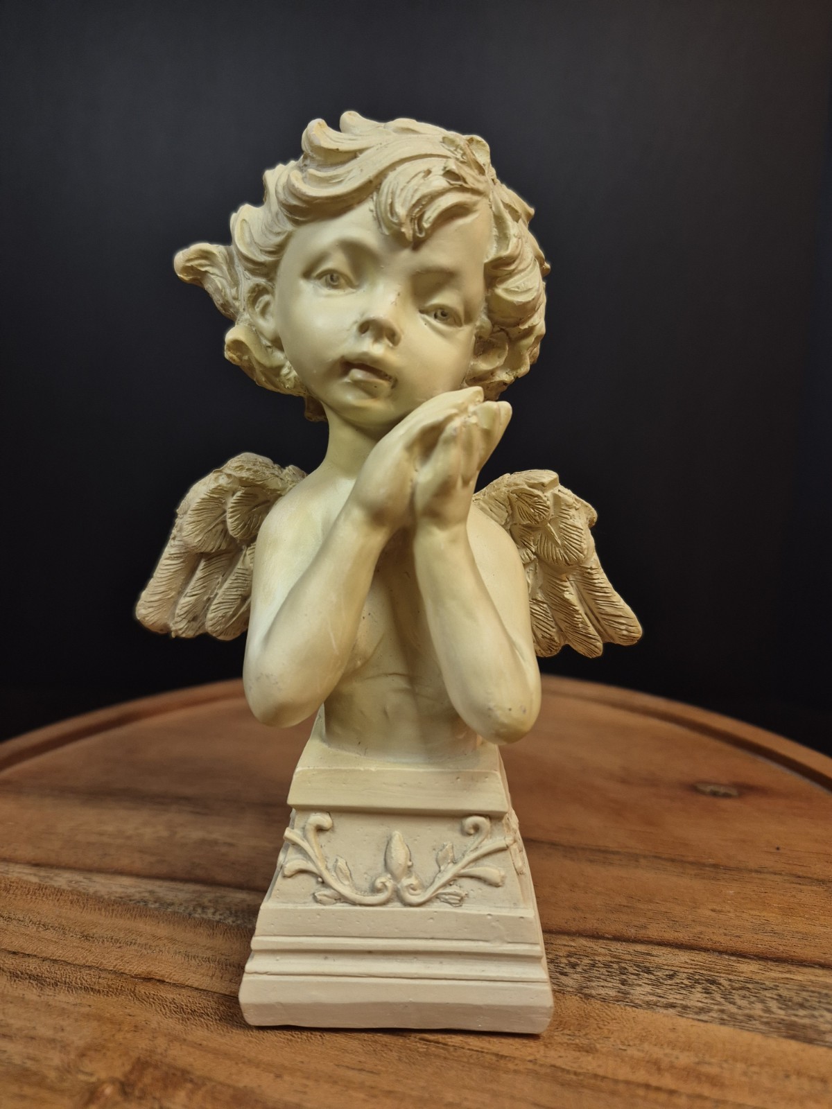 Angel. Cherub Figurine. Religious , Collectible , Innocence, Purity.