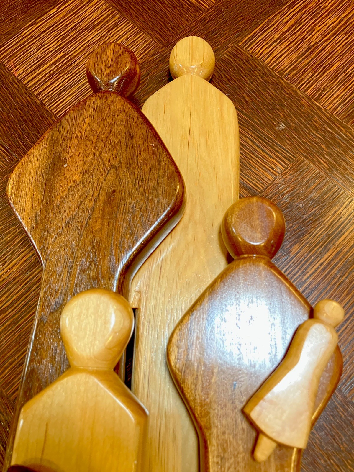 Wood-carved Family Of Four People 17 Inches High. One Of A Kind! Stunning!