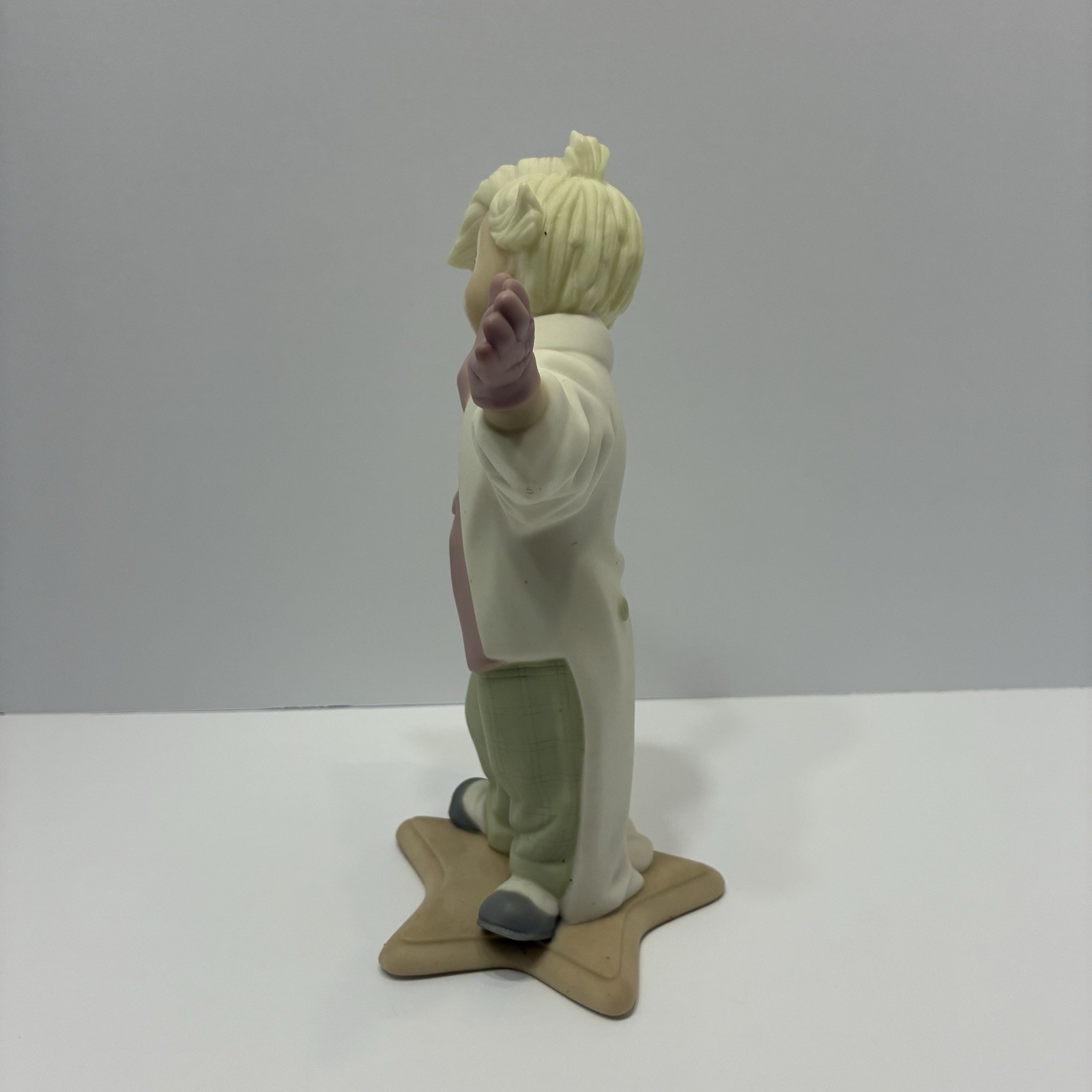 Lladro Family Daisa Golden Memories Boy Clown with Umbrella, 1993