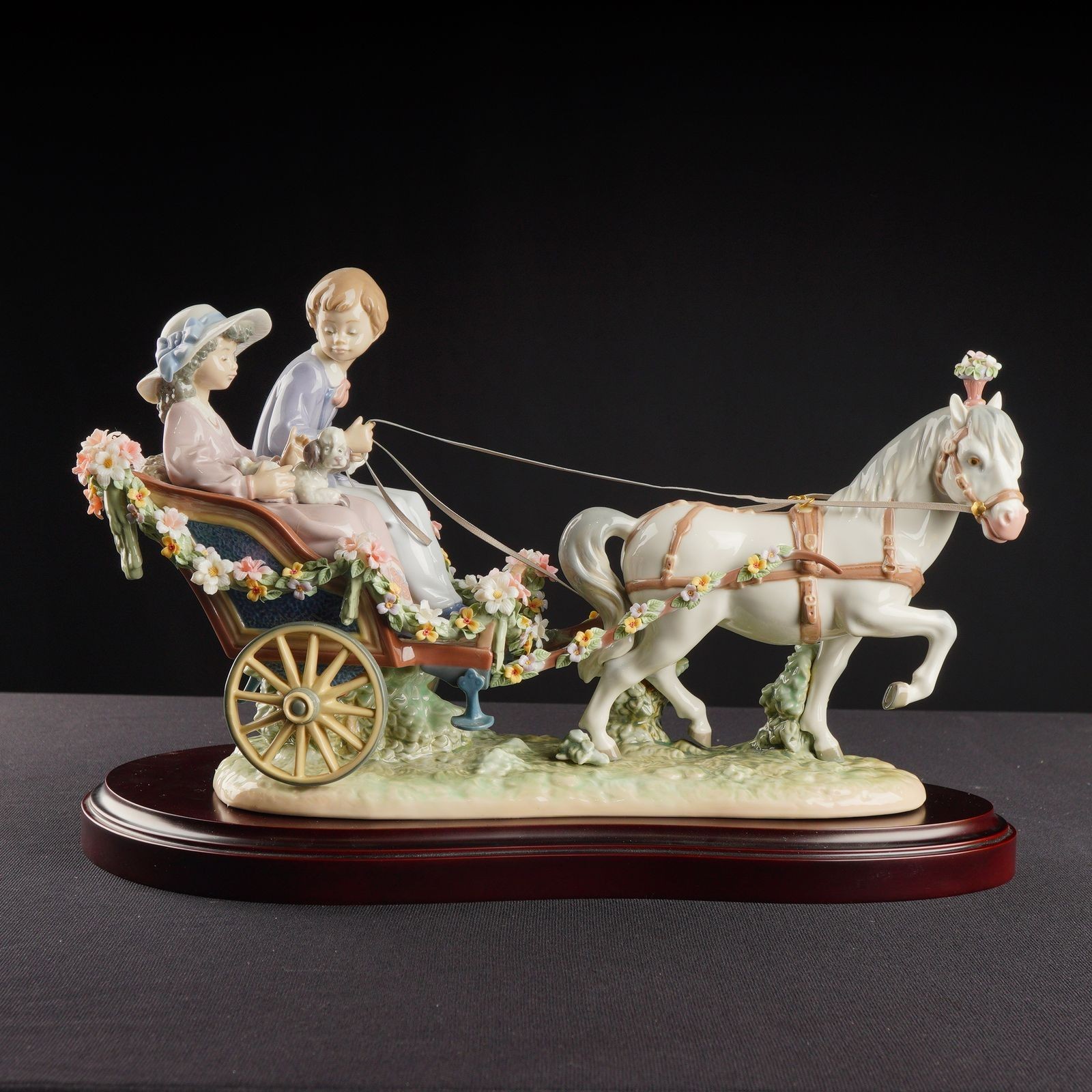 Large LLADRO #5718 “Ride in the Park” Ltd. Ed. 583 of 1000 signed by artist