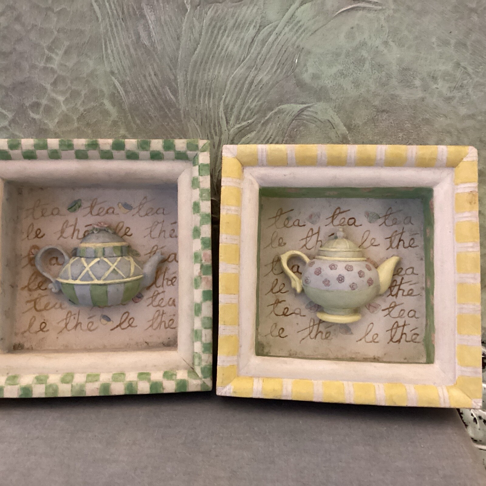 Cozy Kitchen Collection Tea Wall Plaques 4.5″ Cottage Granny Core Set 2 Teapots