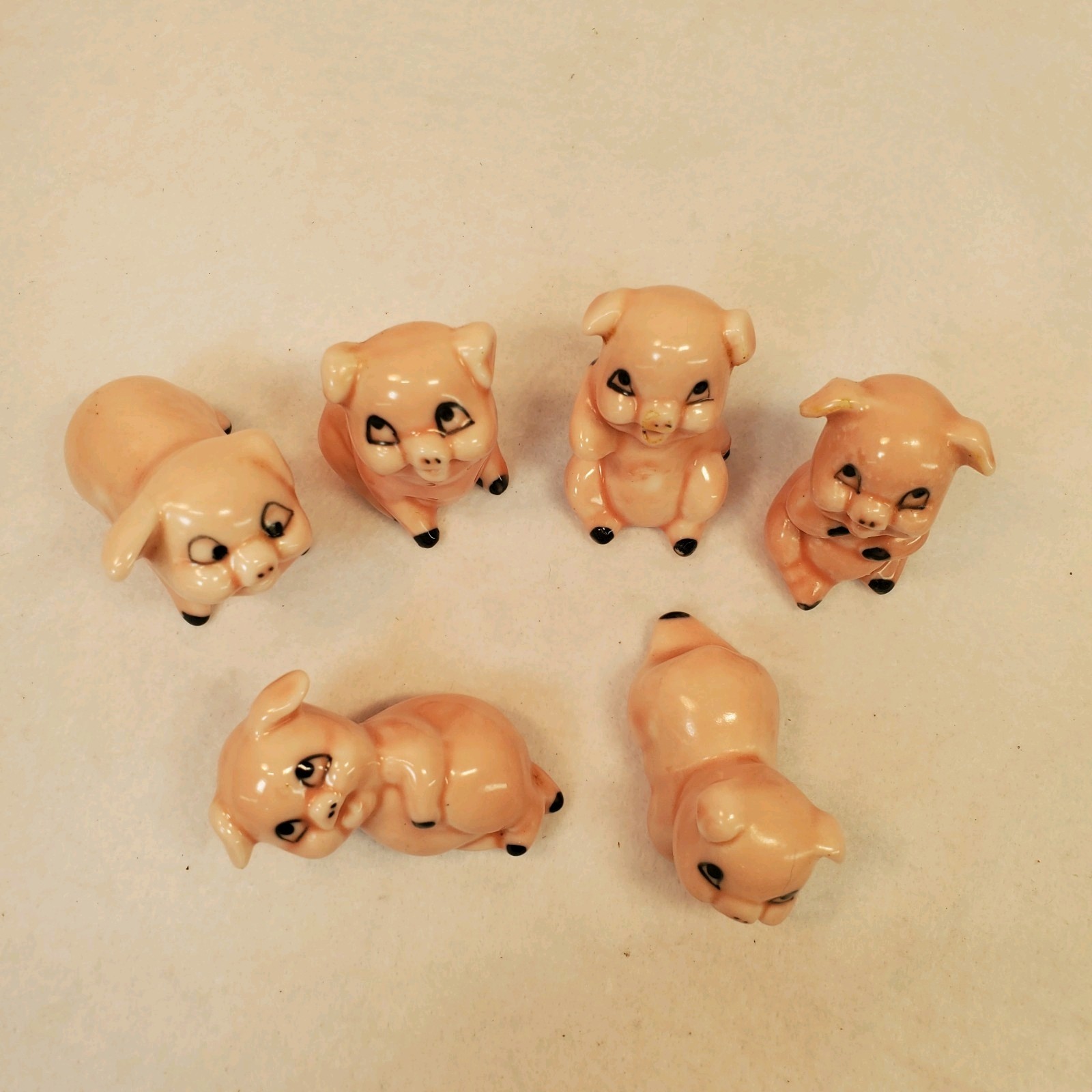 6 Little Pigs – Josef Originals Miniature Bisque Porcelain Pigs Set Of 6 Japan