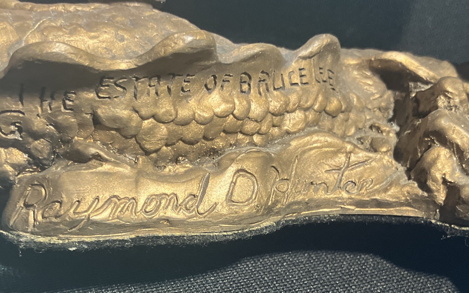 Bruce Lee Bronze Figurine broken hand