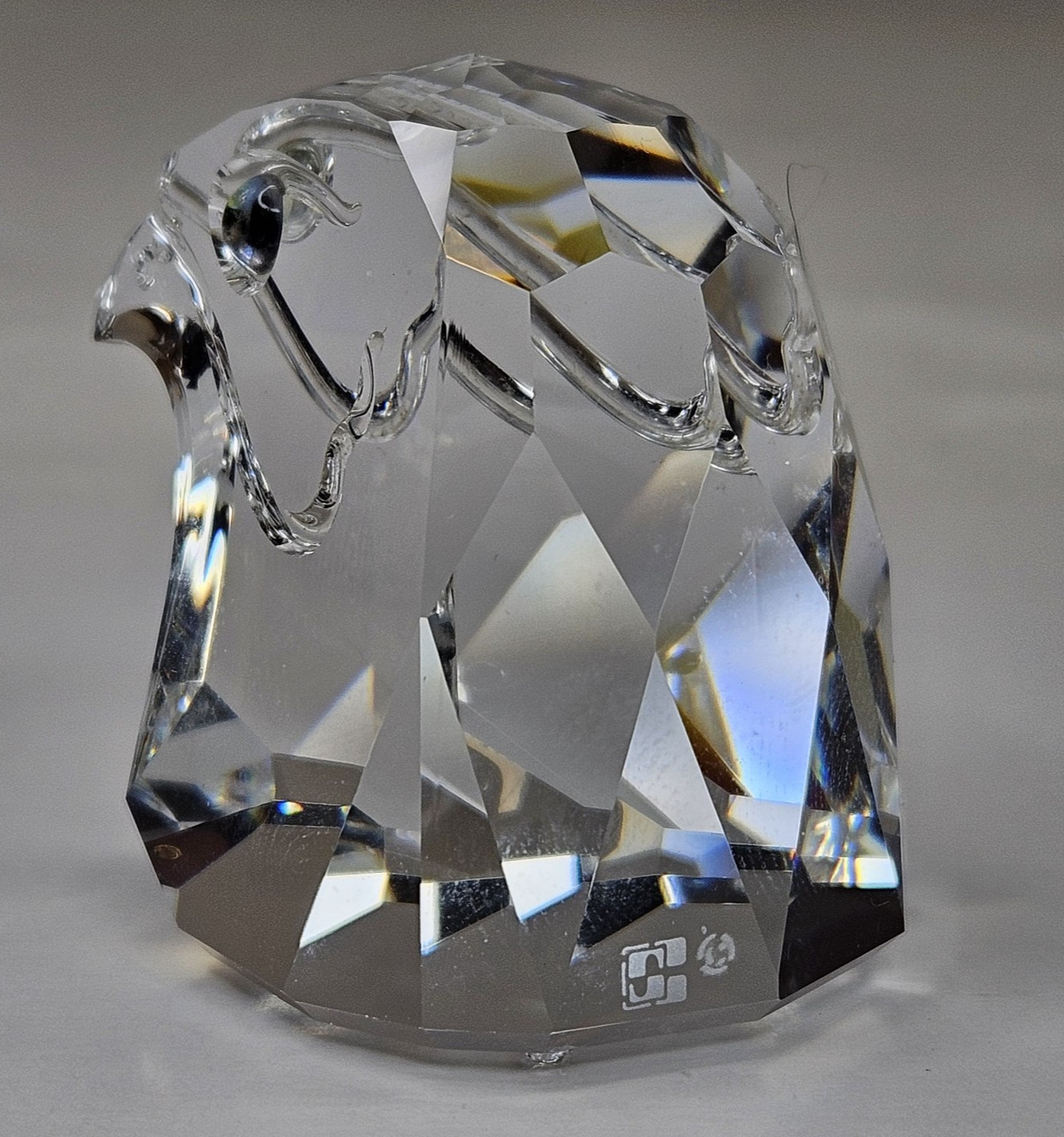 Swarovski Crystal Falcon Head Bust Figurine 1 3/4″ NM