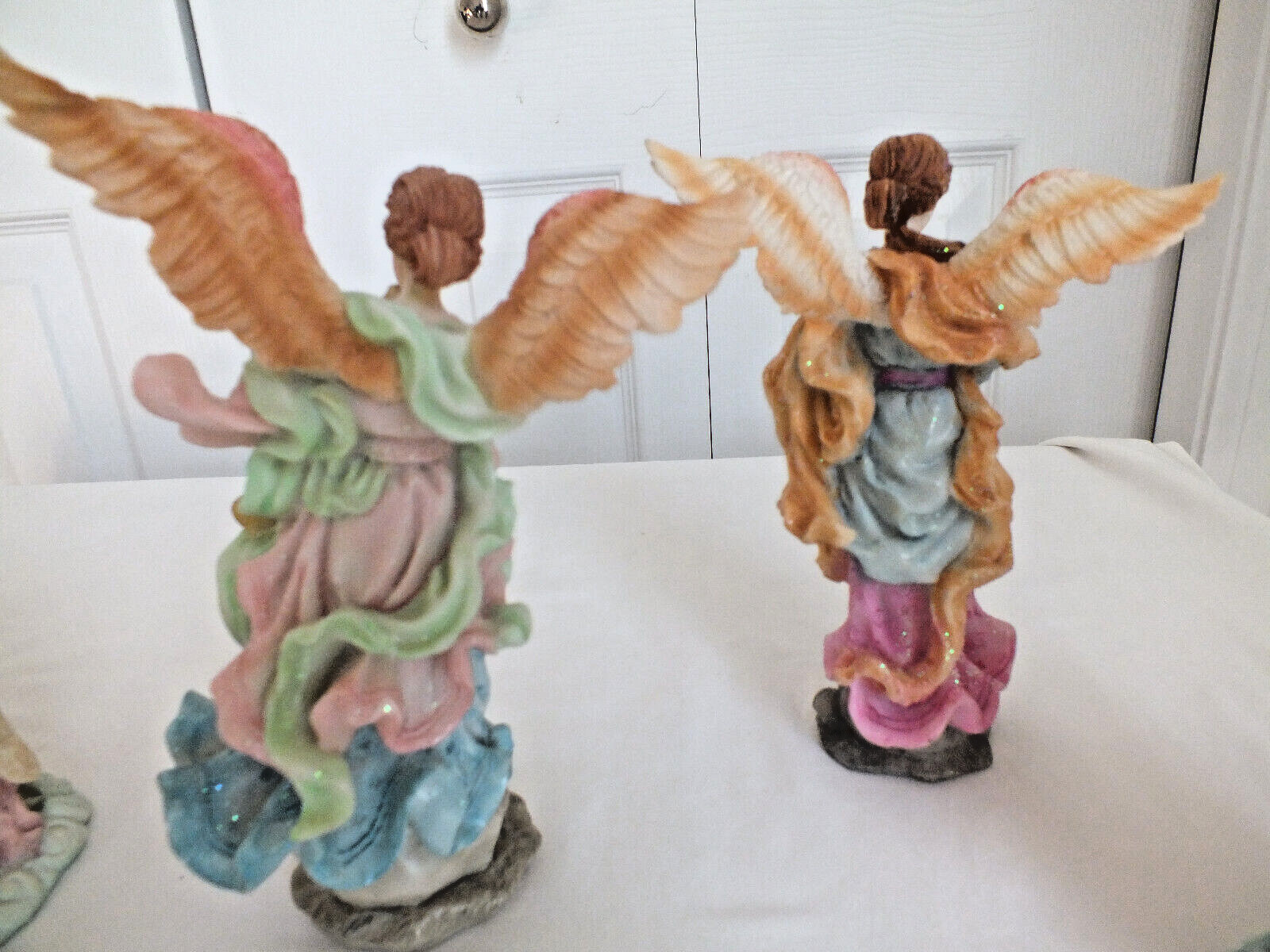 lot of 5 resin Beautiful detail ANGELS vintage 6″ and 7″ tall