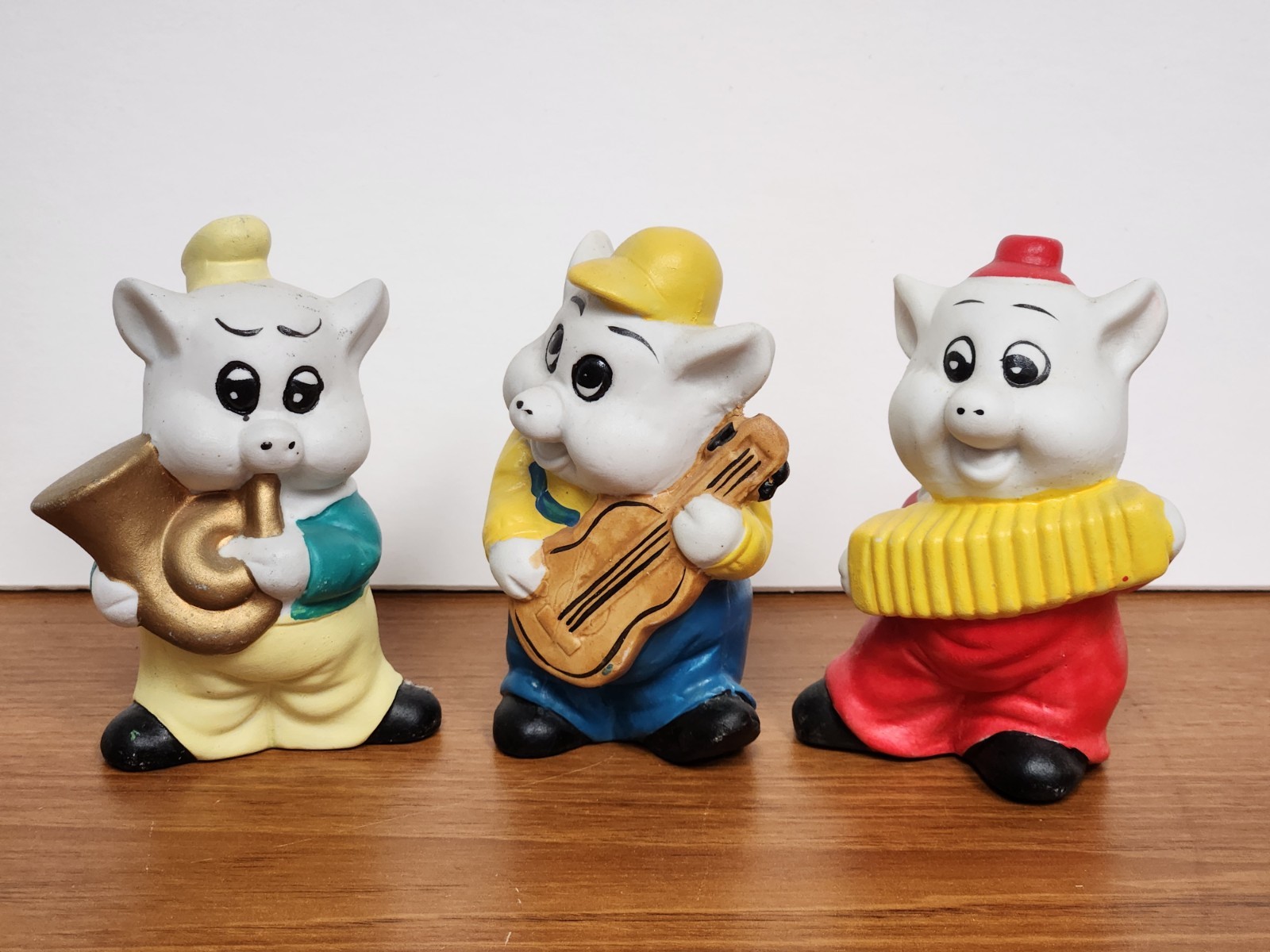 Set of 3 Pigs Playing Instruments Ceramic Made in China 3.5 Inches Vintage