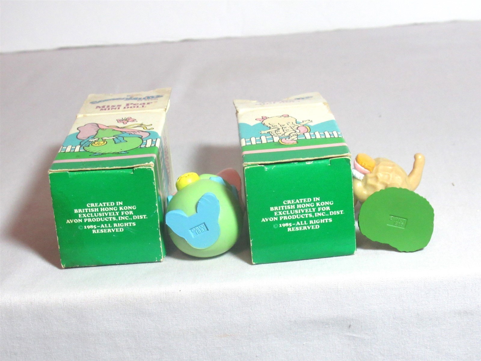Vtg 80s Orig Box Avon Somersaults Mini PVC Figurines Zippy & Miss Pear