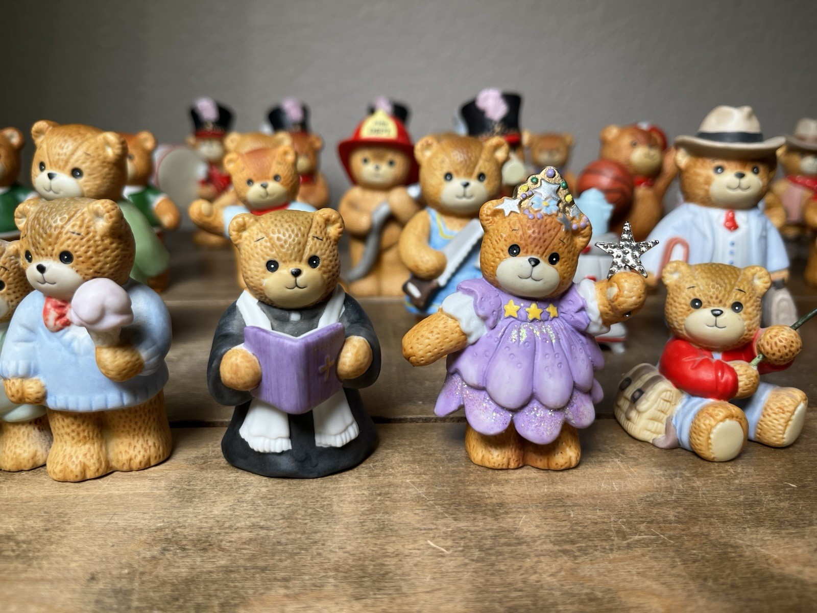 Lot of 41 Lucy and Me 1980s Enesco Bears Some Early Rigglets & 5 Mugs From 1979