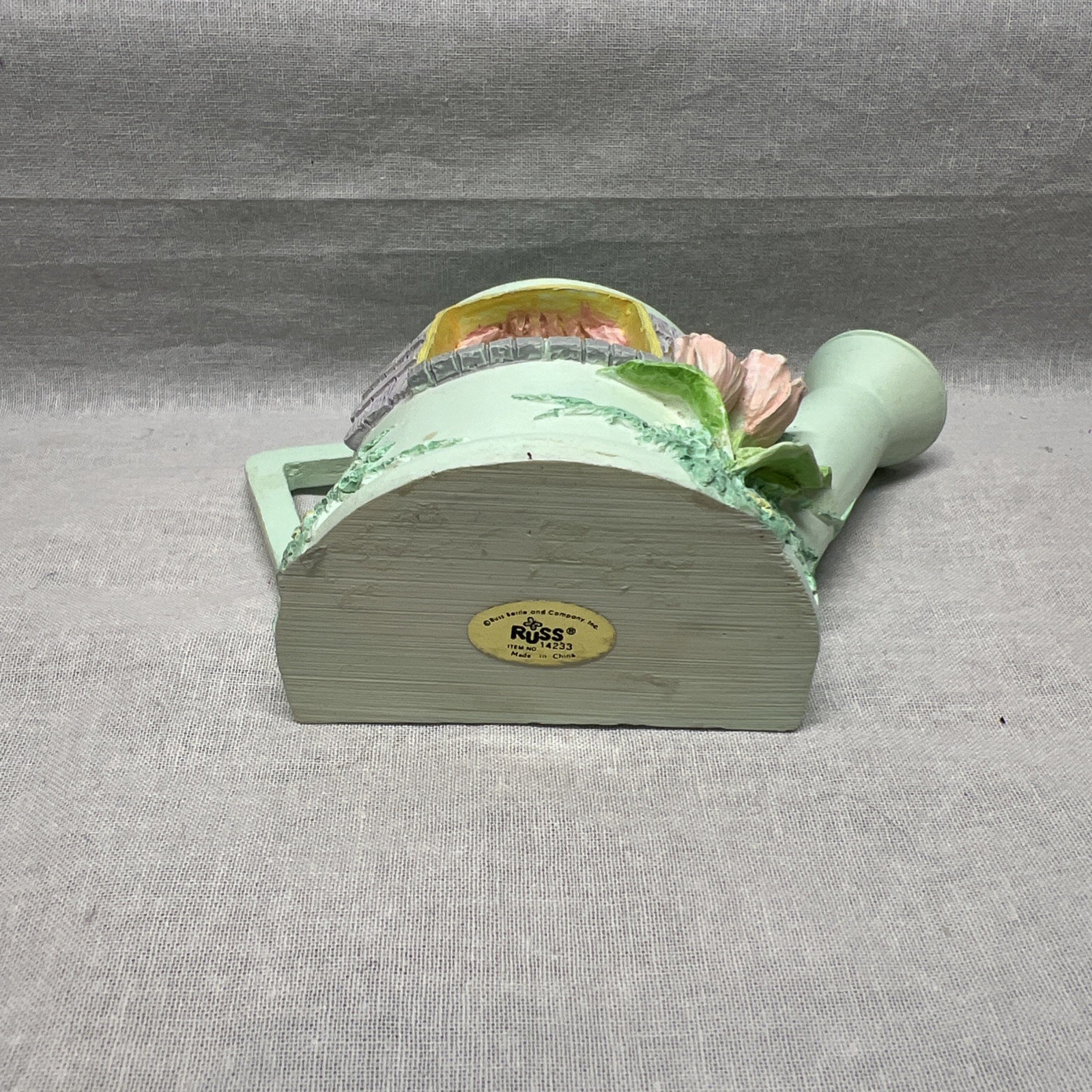 Russ Berrie Li’l Cozy Cottage Sculpstone Watering Can Cottage Bunnies Easter