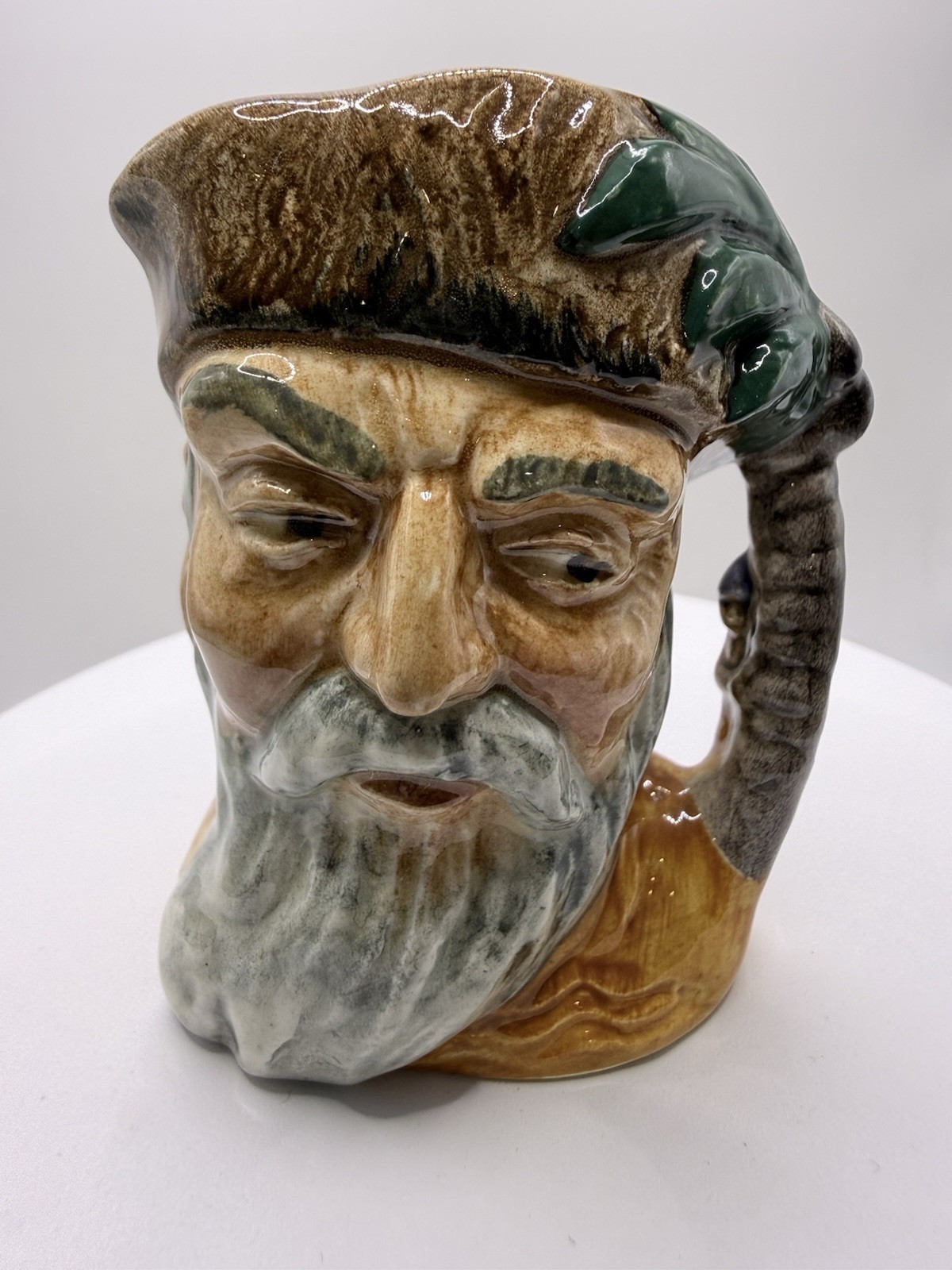 Royal Doulton 1959 Robinson Crusoe D6546 Mini 2.75″ ~ Excellent Condition