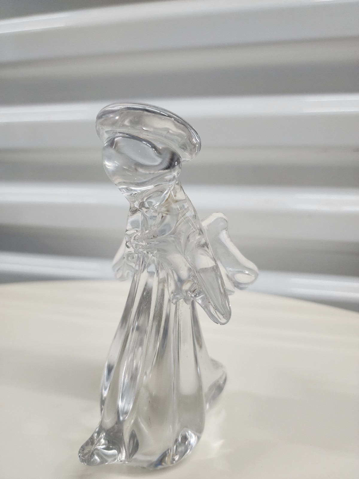 Vintage Hand Made Crystal Angel Figurine Praying Taiwan 5 1/2 Inches Tall Clear