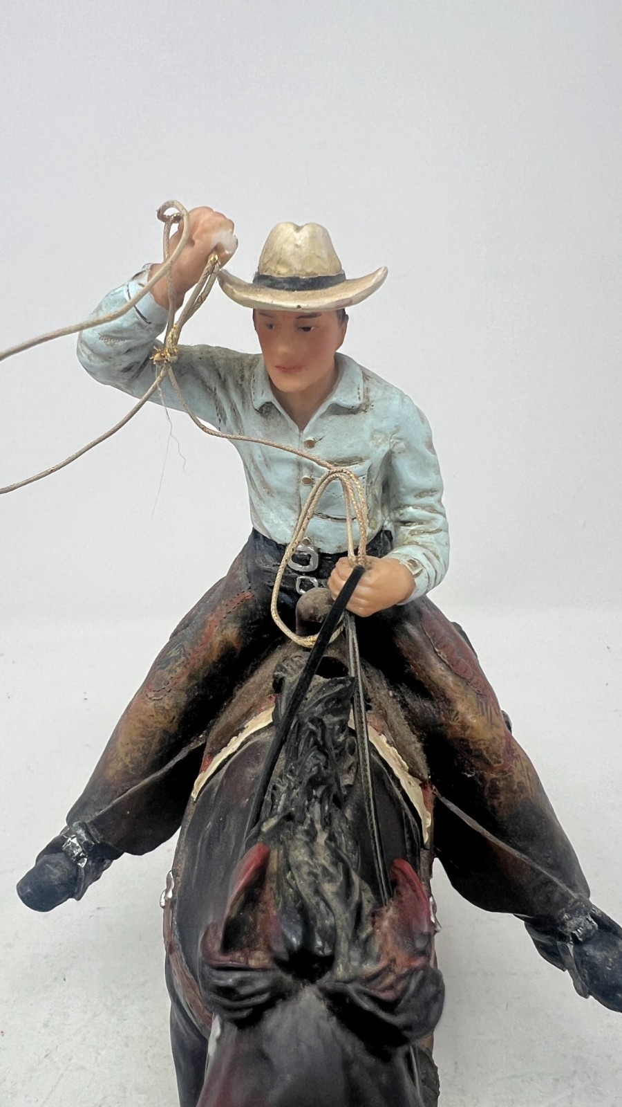 2002 HOME INTERIORS – IN HOT PURSUIT – COWBOY ON HORSE – 11773-02
