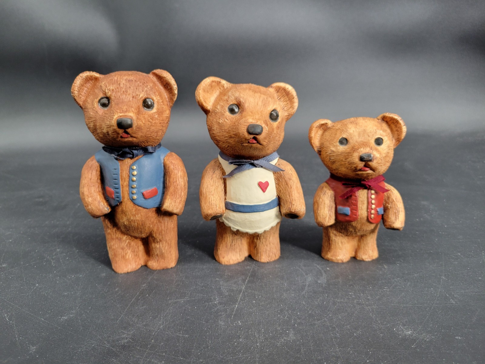 Vintage 1987 Great American Taylor Bear & Folk Art Bear Family Artist Signed