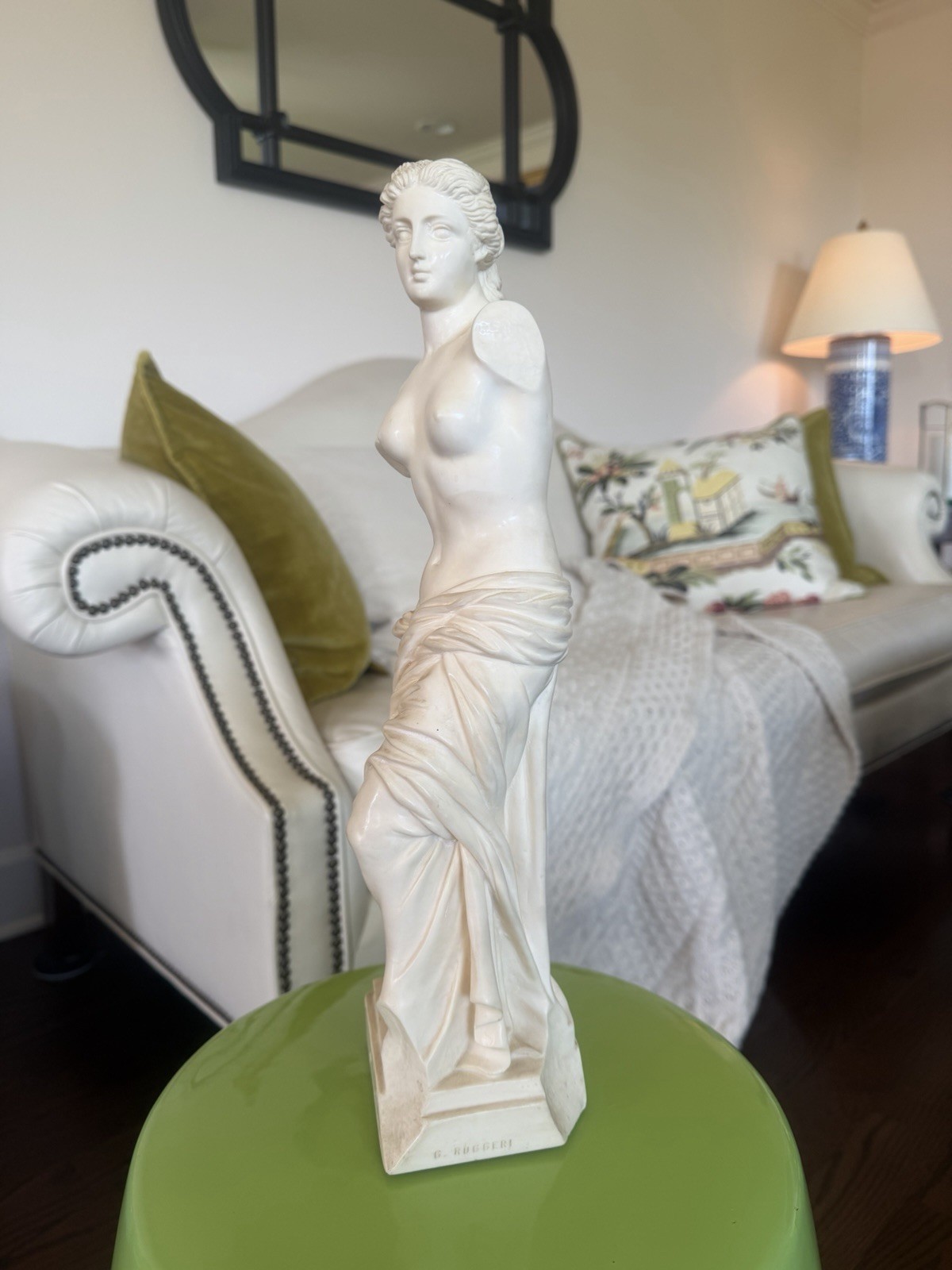Lovely Vintage Signed G. Ruggeri Marble Composite Statue 15 X 4