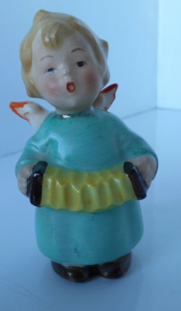 (GRB-11) Vintage Goebel Figurine “Tuneful Angel” Playing Accordion In Aqua Blue