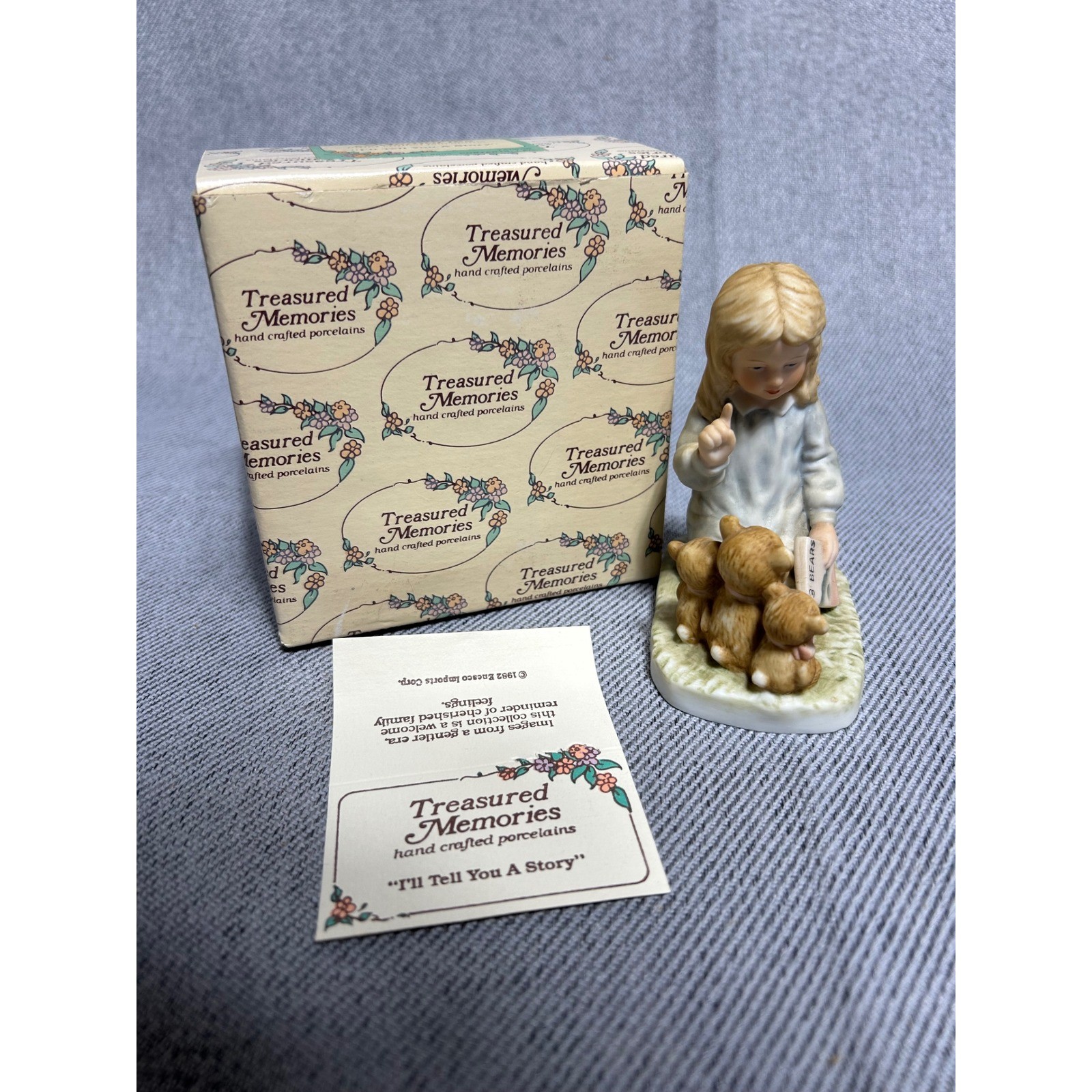 Enesco Treasured Memories Figurine I’ll Tell You A Story 1982 Blue Girl Bears