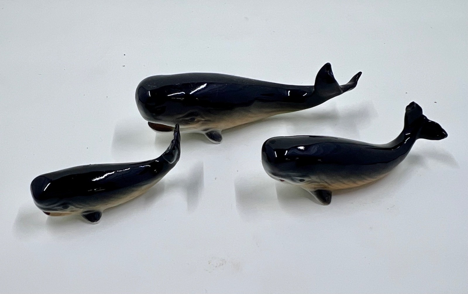 VTG Bone China Miniature Whale Family Set of 3 Good Condition
