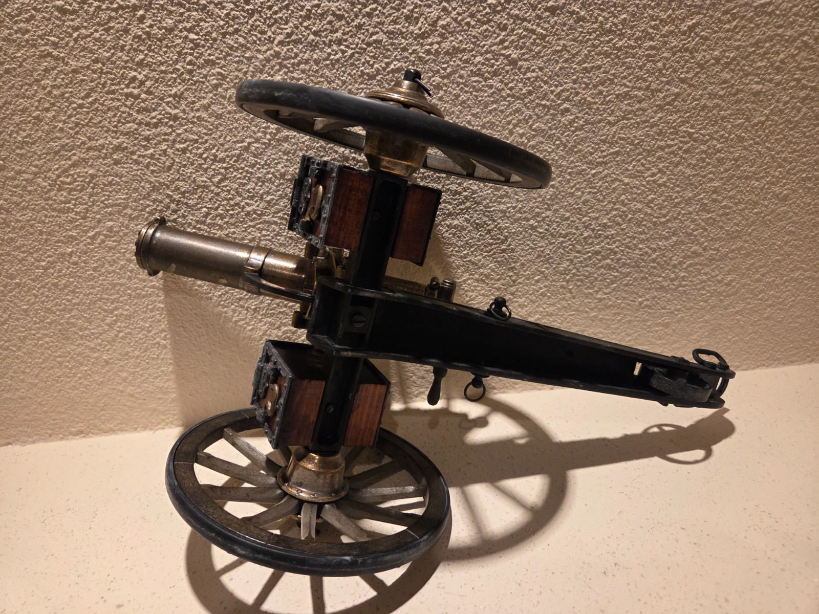 Vintage 1883 Gatling Gun – Brass, Wood & Metal Replica with Magazine