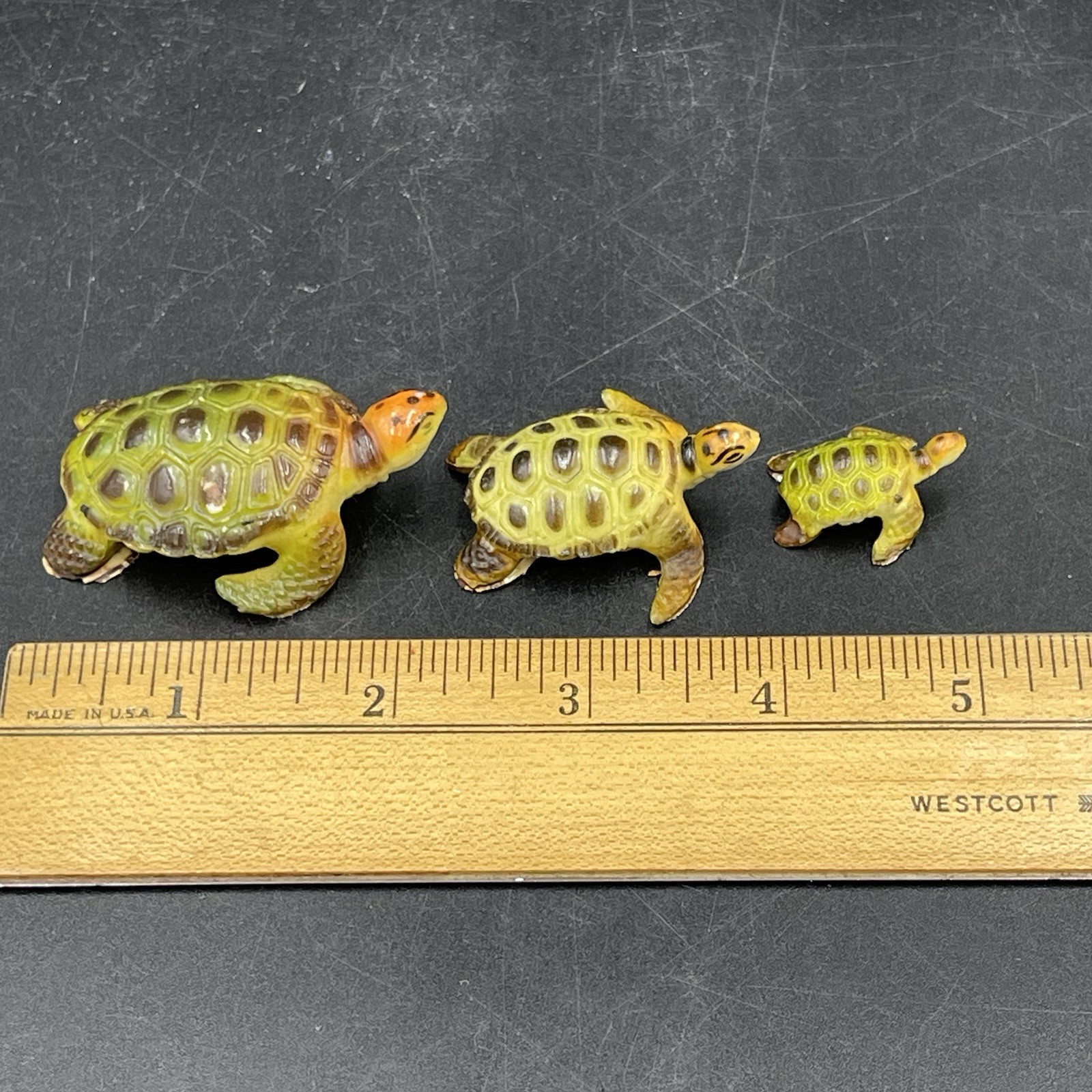 Vintage Sea Turtle Family 3 Mini Figurine Green Brown Orange Plastic Doll House
