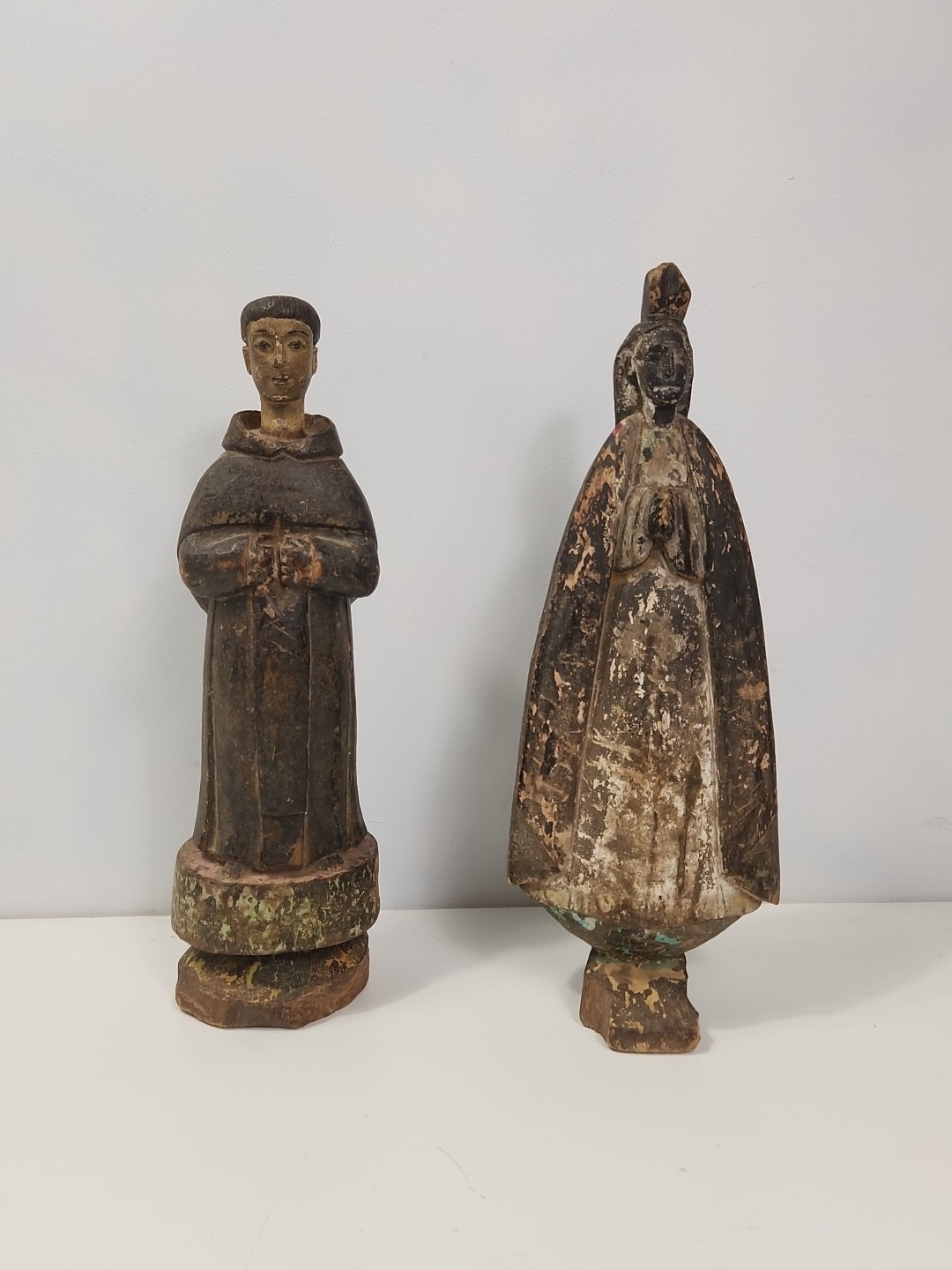 18th C Pair polychrome wooden statue of a Saint with Bible And Madonna In Prayer