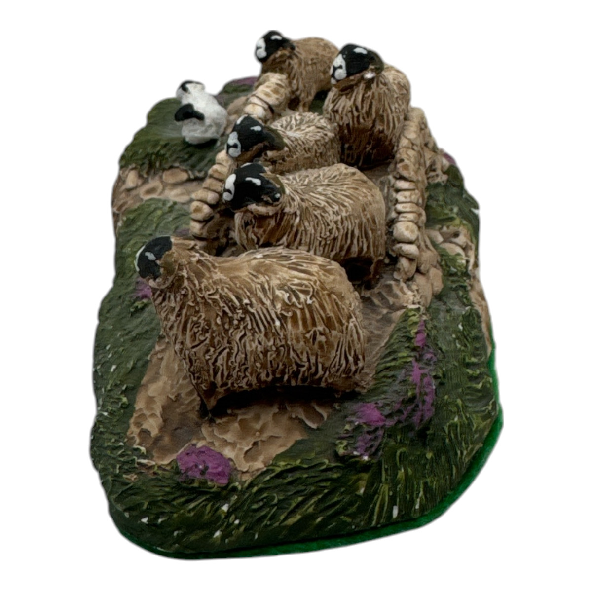 Linnet & Moss Scottish Sheep Ewe Scotland Figurine EUC Countryside Farm Glen