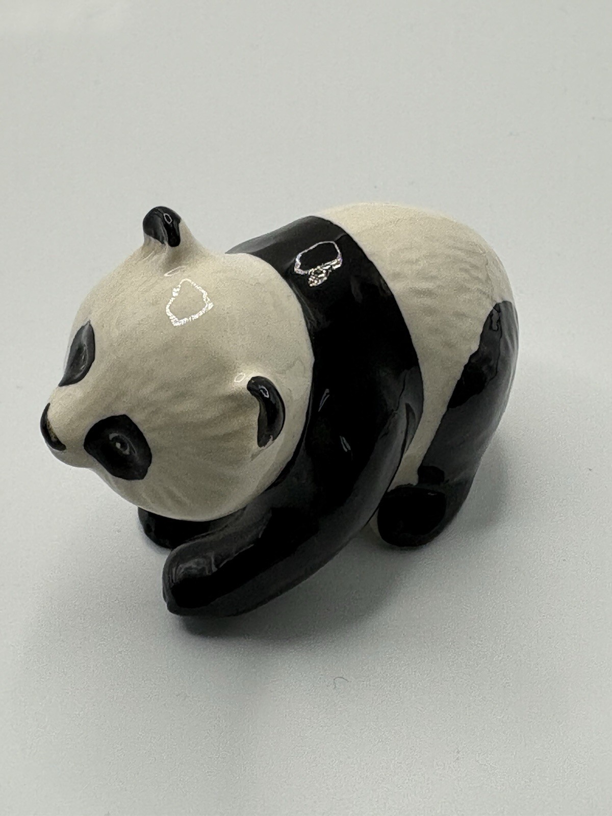 Vintage Beswick England Curious Baby Panda Bear Porcelain Figurine Marked 2.5”
