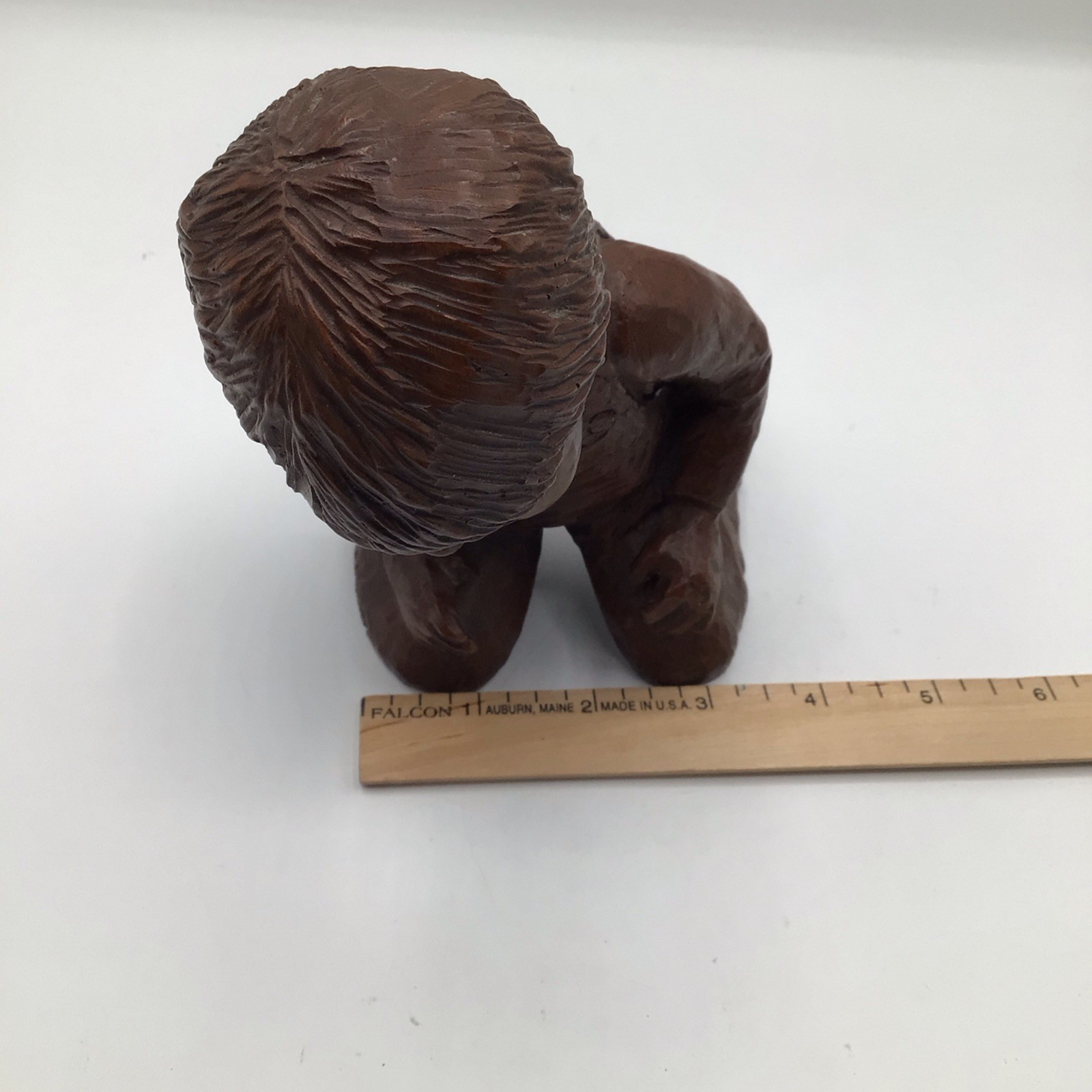 Red Mill Somerville Pecan Shell Resin Kneeling Boy In Overalls
