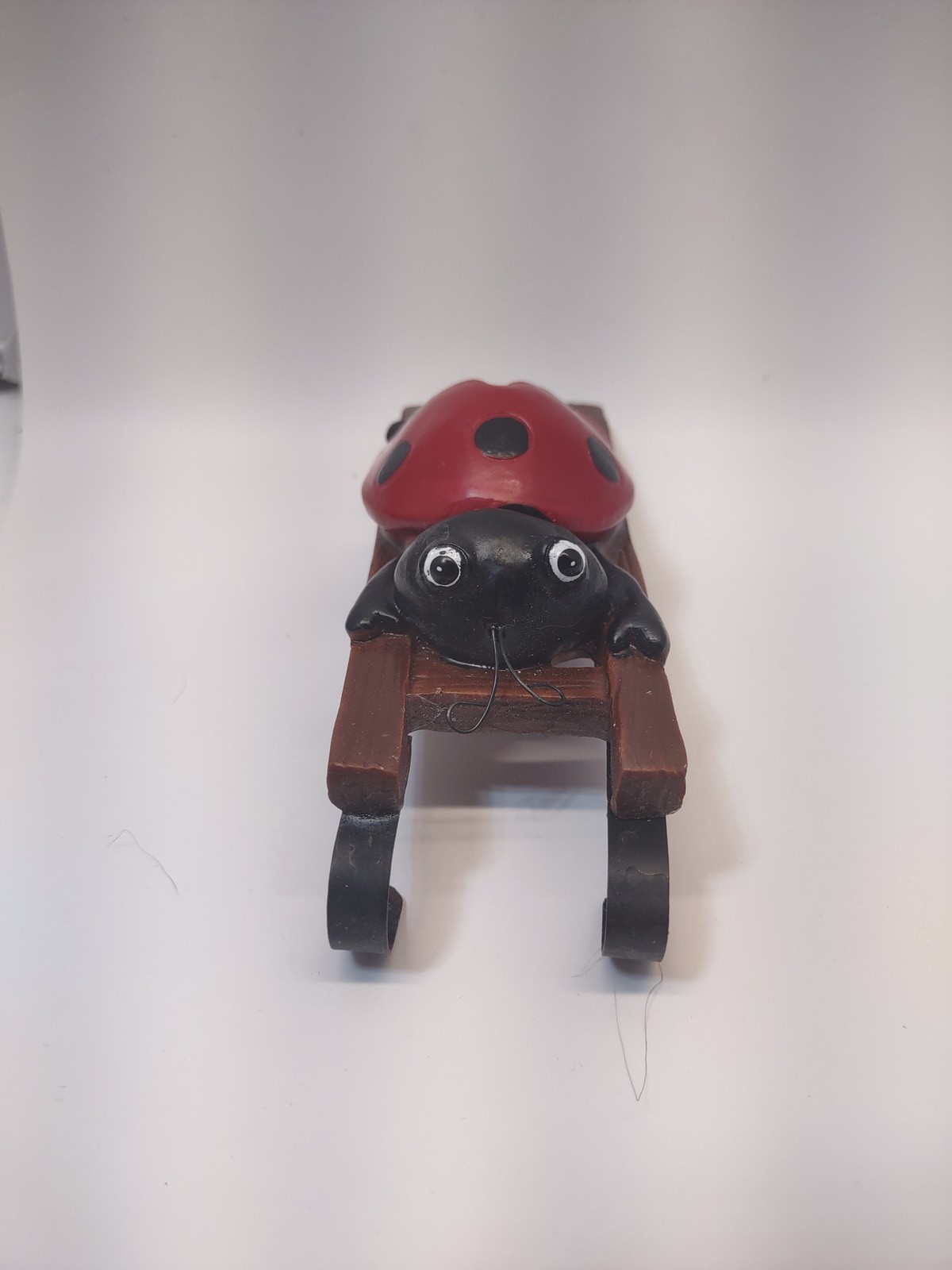 Cute Ladybug & Bee on Ladder Decorative Wall Hooks Figurine Garden Insect Decor