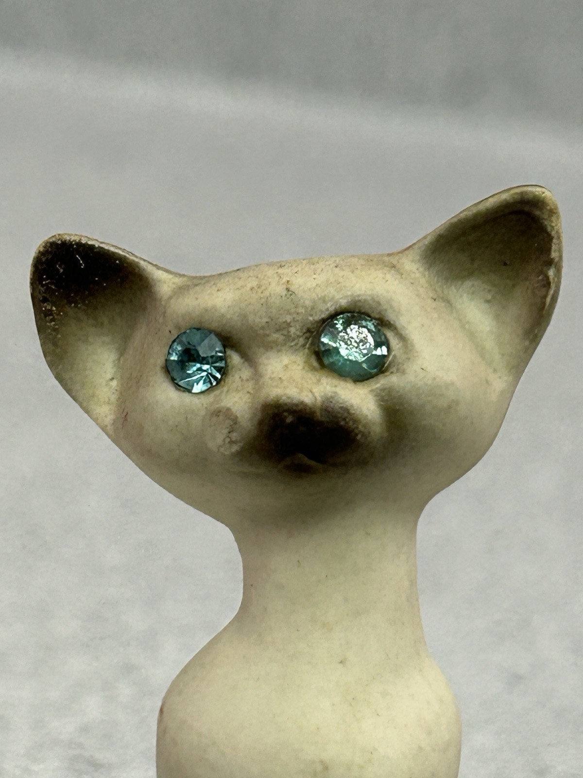 Mid-Century Modern Siamese Cat w/Blue Rhinestone Eyes Vintage 3” Made Japan