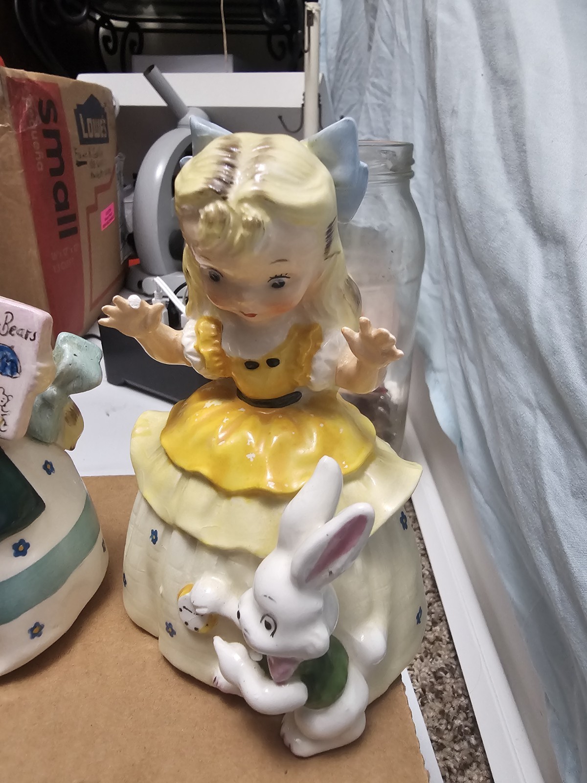 Napco Vintage Porcelain Figurines Set of 3. For Repair