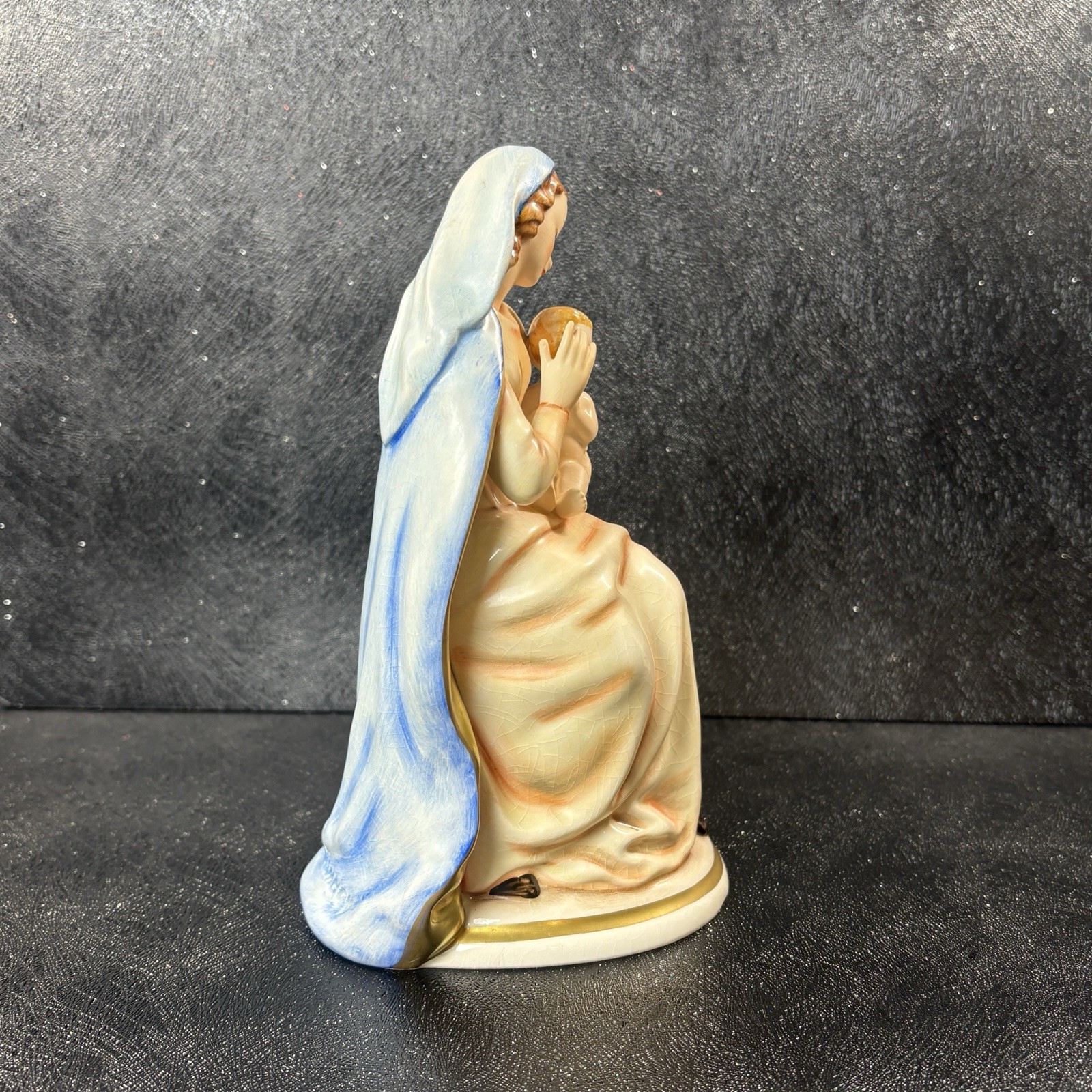 Vintage Goebel Madonna with Christ Child Figurine 40146-21 Mary and Jesus Unger