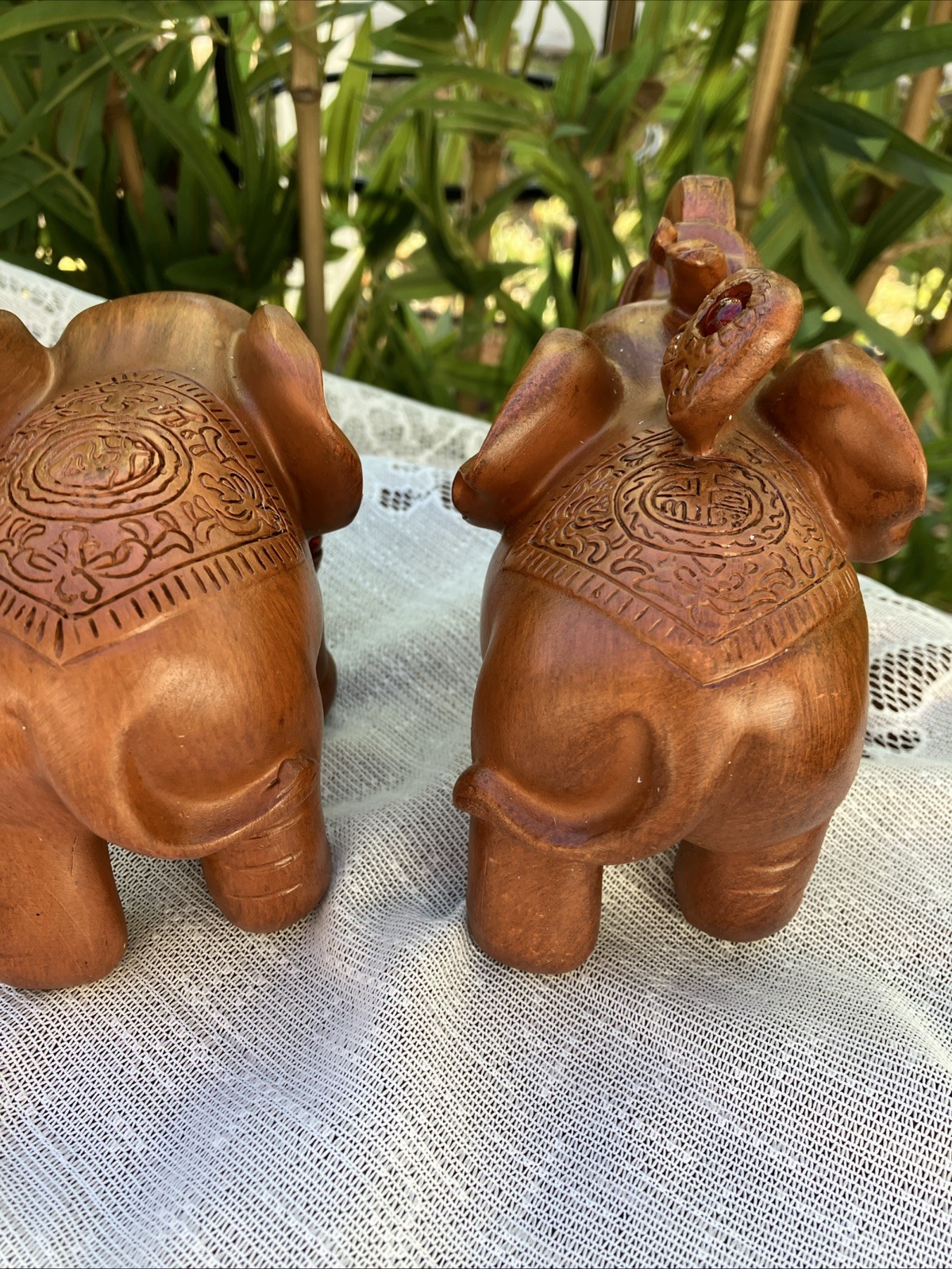 Elephant Sandal Wood Color Home Office Decor Resin Figurine Red Faux Wood Pair