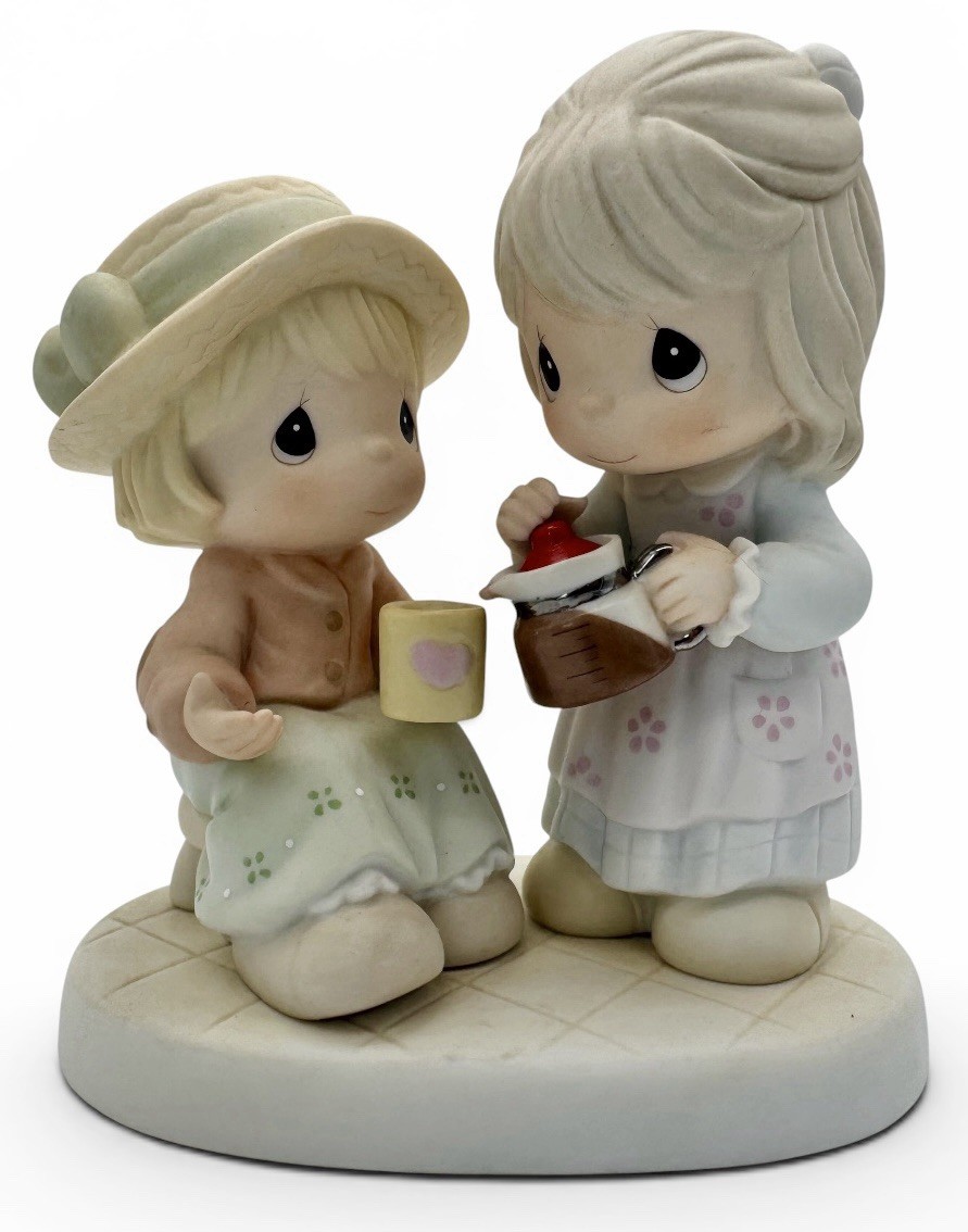 Precious Moments Figurine Grounds For A Great Friendship 2002 Girls Share Coffee