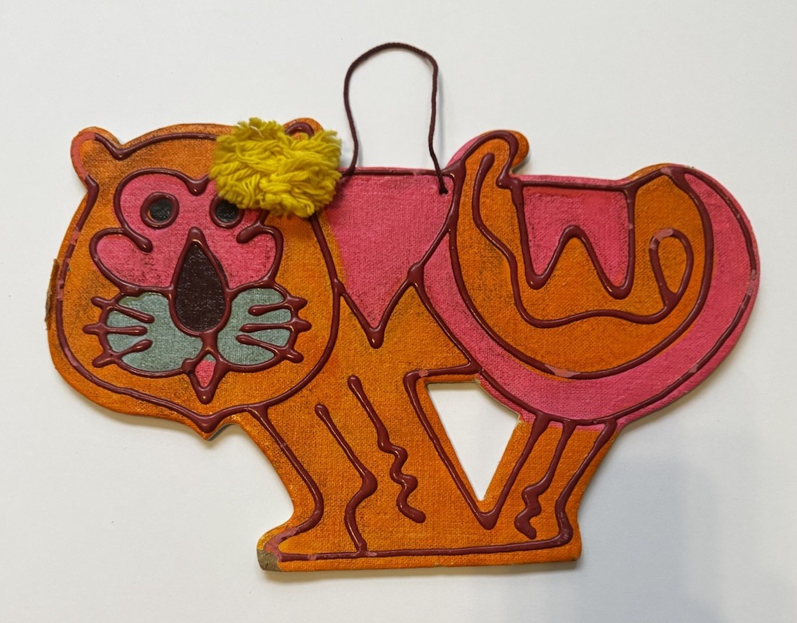 Vintage 1970s MCM Lion Tiger Wall Hanging – Hand Painted Cardboard Art