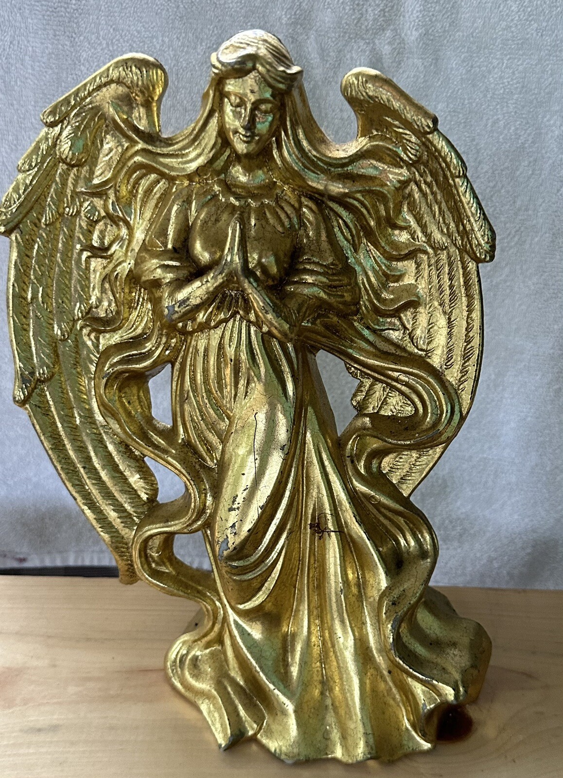 Temptations Pray Angel Statue