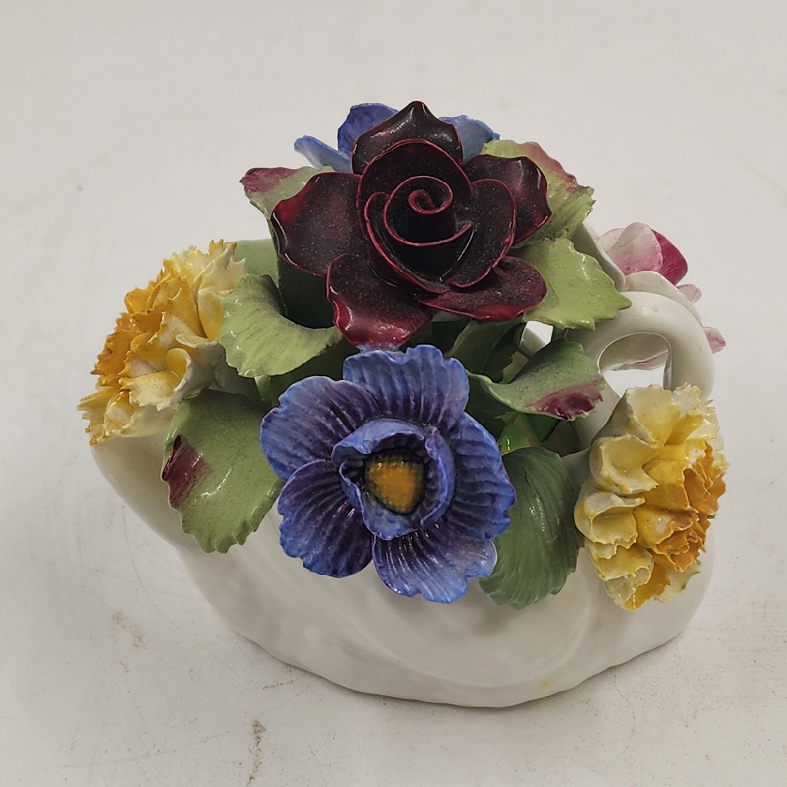 Aynsley Bone China Swan Flower Bouquet Figurine Hand Modeled England Vintage