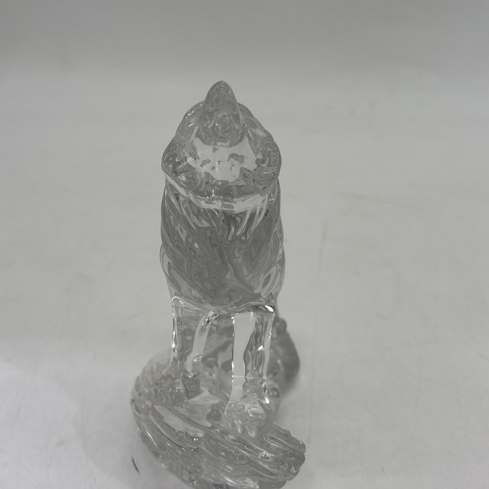 Princess House Wonders of the Wild Lead Crystal Wolf Figurine 7x5x3”
