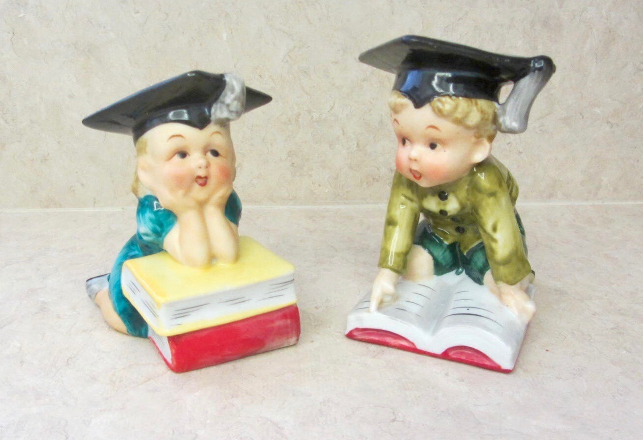 Vtg Pair Graduation Day Figurine Japan Boy Girl with Books Cap and Gown topper