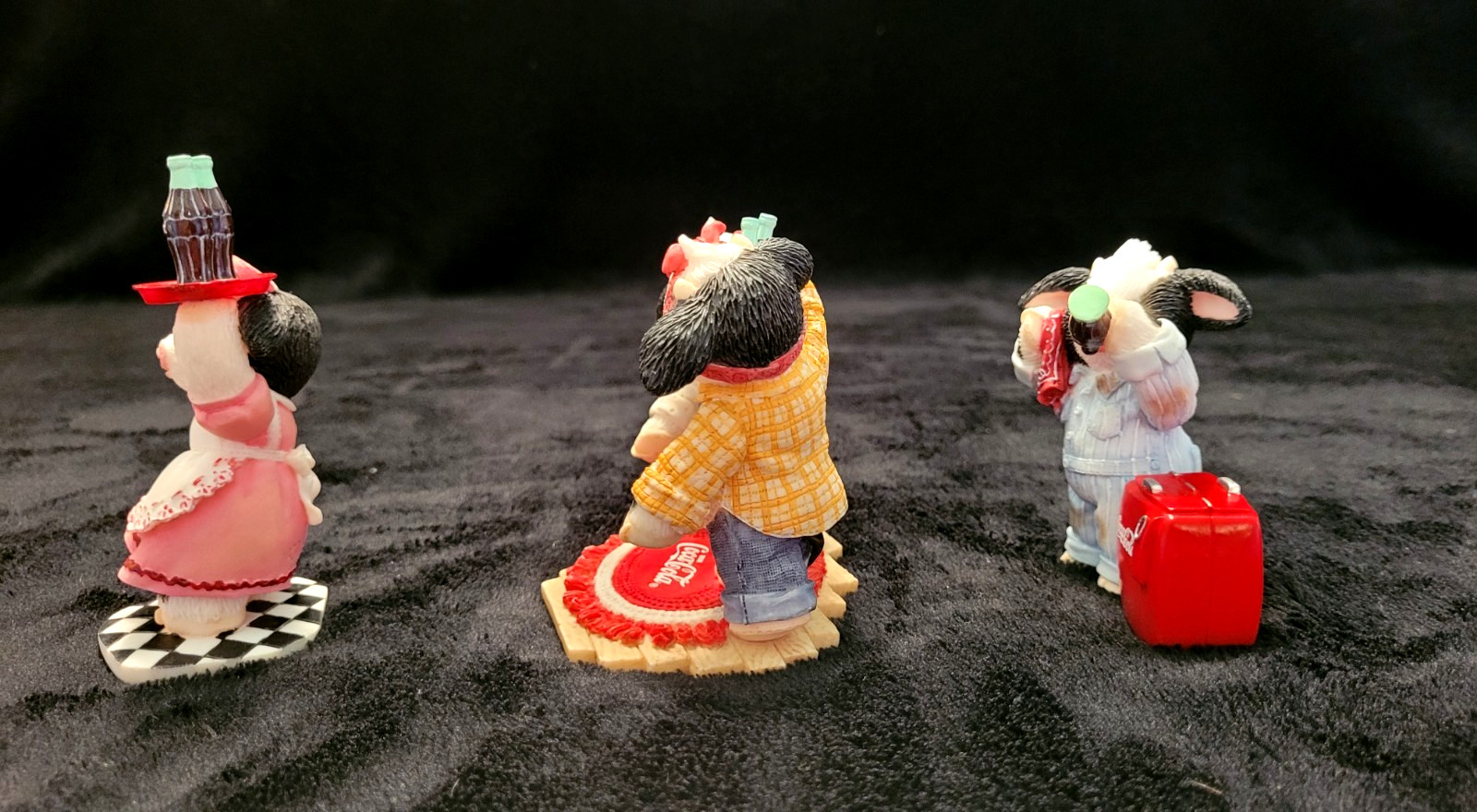 Vintage ENESCO Mary Moo Moos Coca Cola Collectables Bundle With Display Stand
