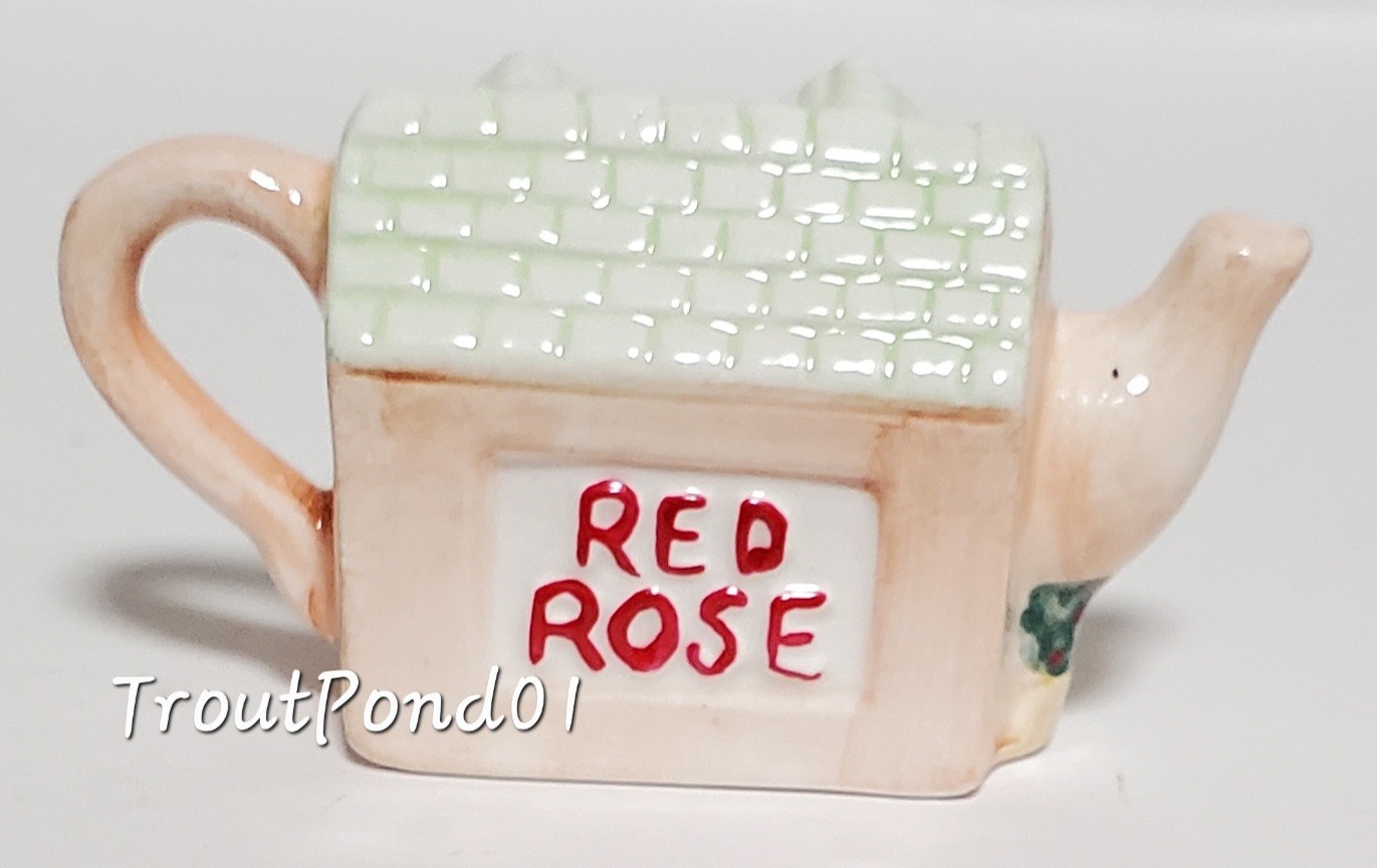 Lot 10 Red Rose Mini Ceramic Teapots Time for Tea Roseville Inventions 1996-99