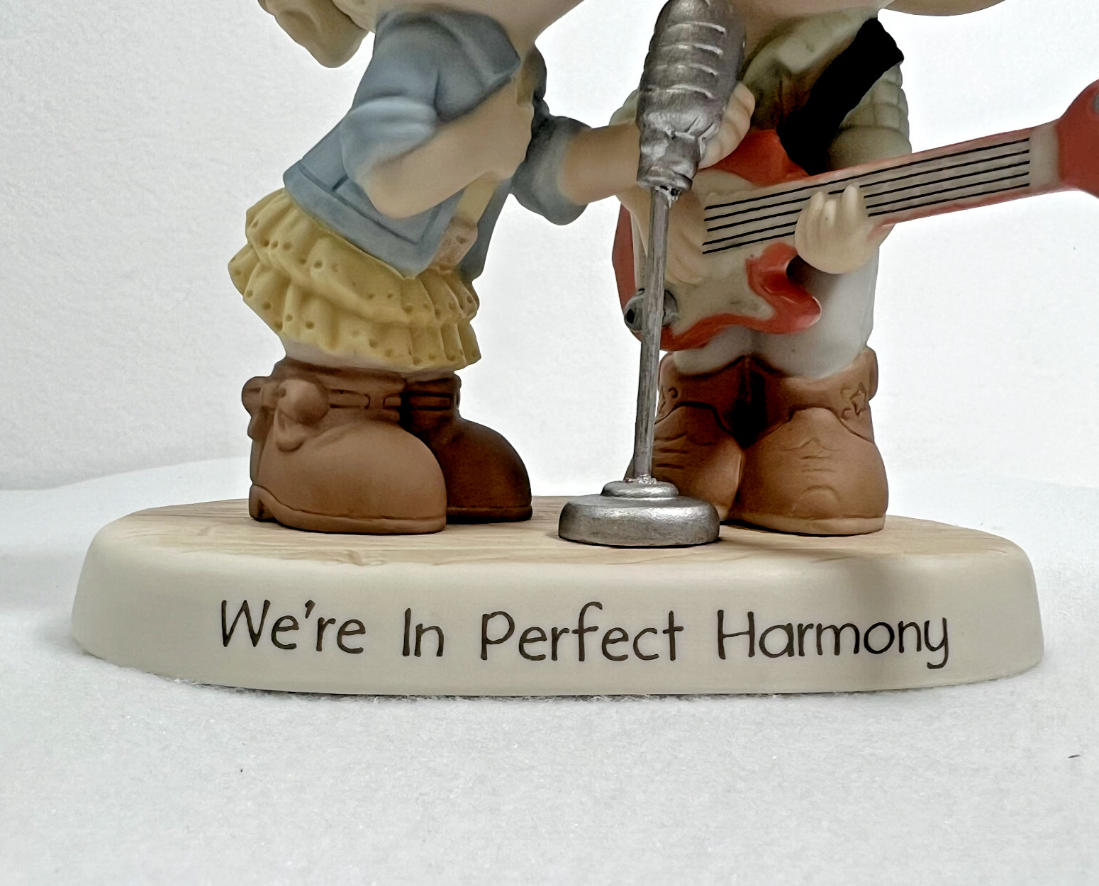 Precious Moments “We’re In Perfect Harmony” Singing Cowboy Cowgirl #181039 NEW