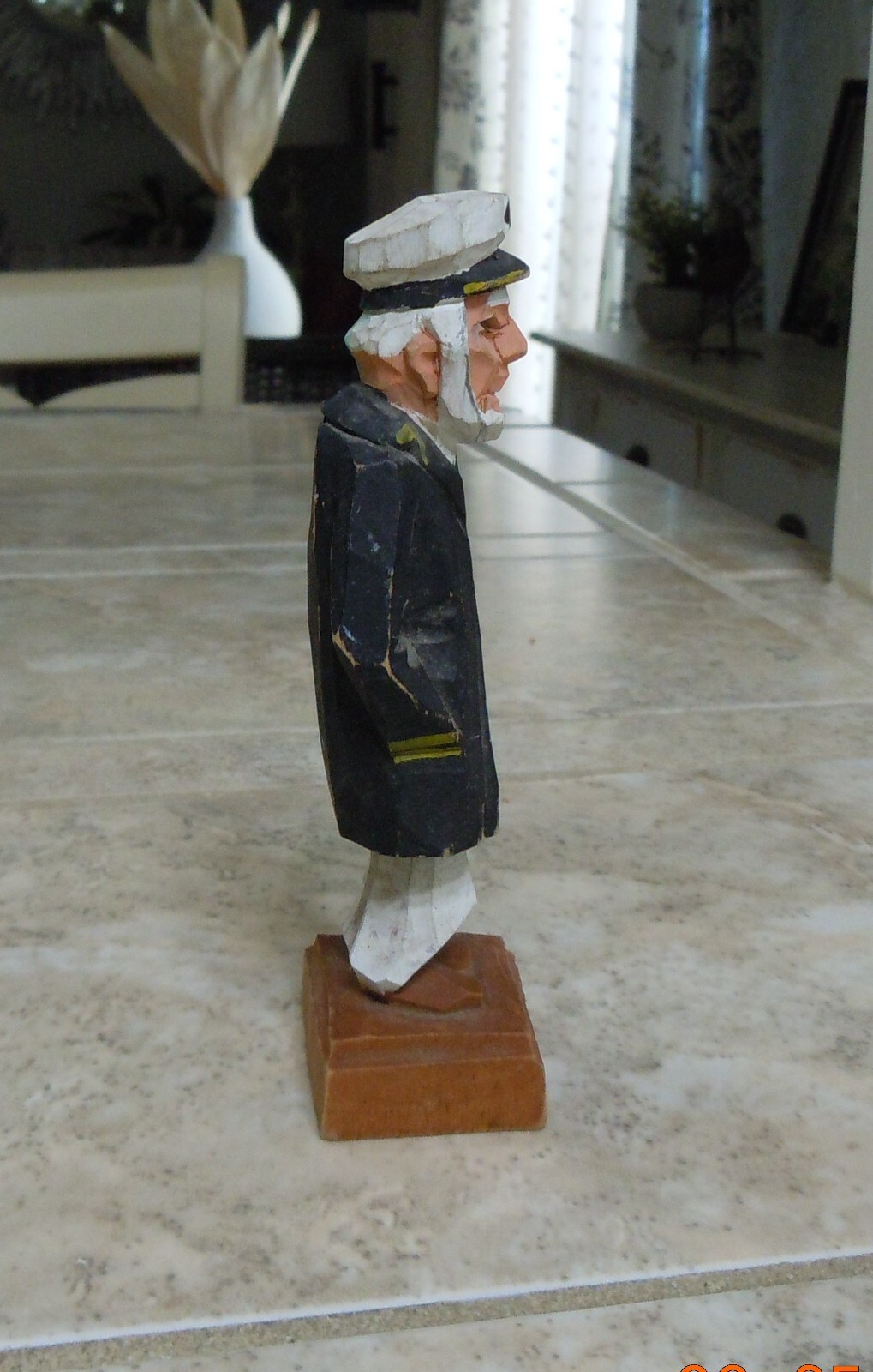 VINTAGE FOLK ART WOOD CARVED “SKIPPER” HANNAH CANADA 5 1/2 INCHES