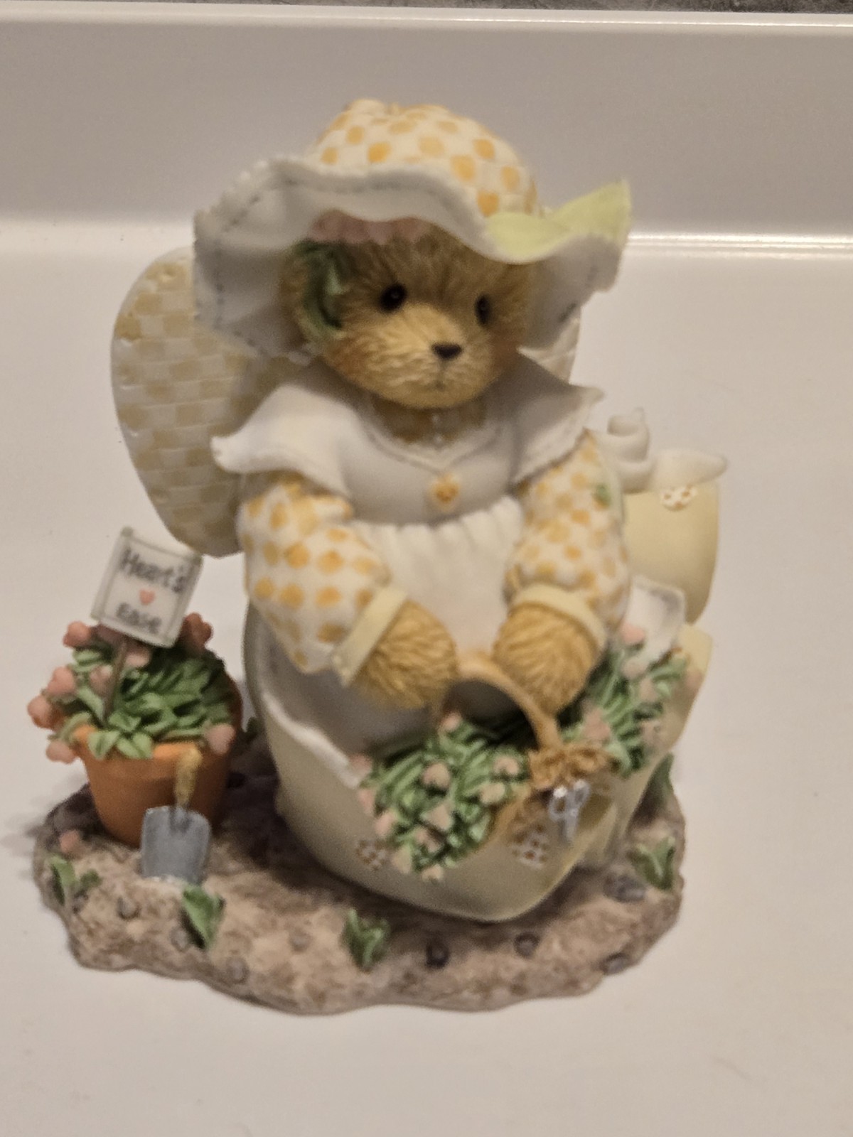 Cherished Teddies “My Garden Is A Little Piece Of Heaven” Anna Marie 2003 *Chip