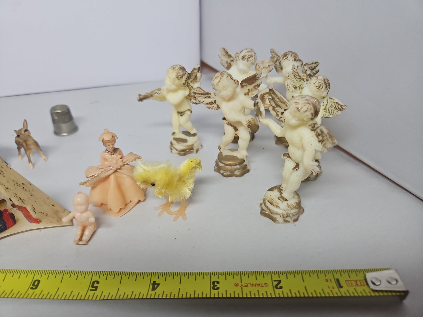 Lot Of 22 Vintage Miniature Trinkets & Figurines Animals Americana Shadow Box